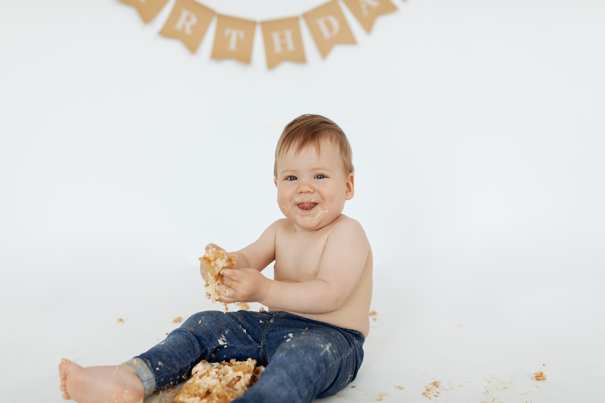 Тимуру 1 годик. Фотограф на годик Хабаровск Детский и семейный фотограф в Хабаровске Юлия Матвиенко