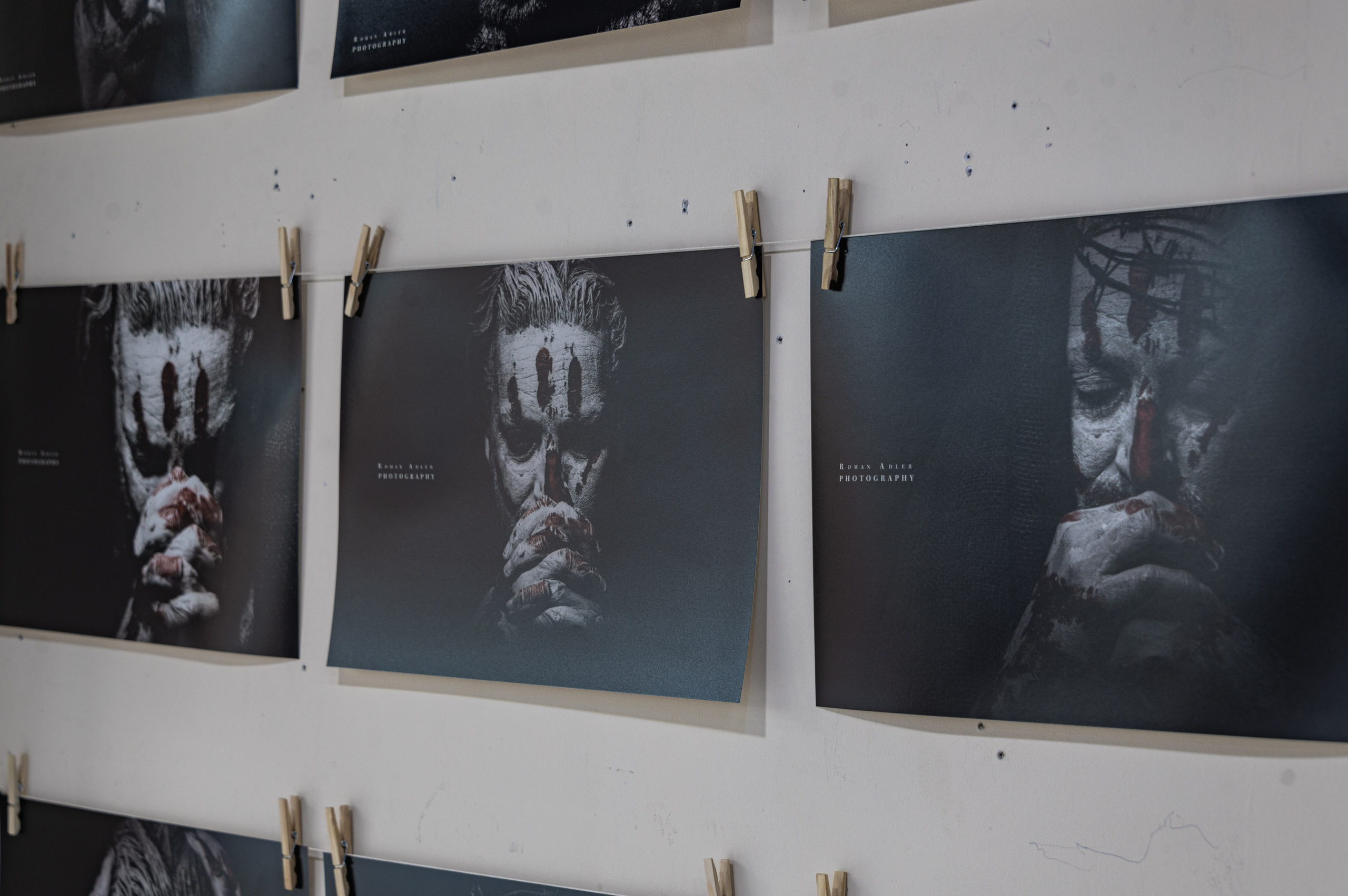 Серия "Демиург" из авторского фотопроекта E.V.E. Фотографа Романа Адлера. Презентация проекта в  ART FUTURE GALERY. март 2023 года