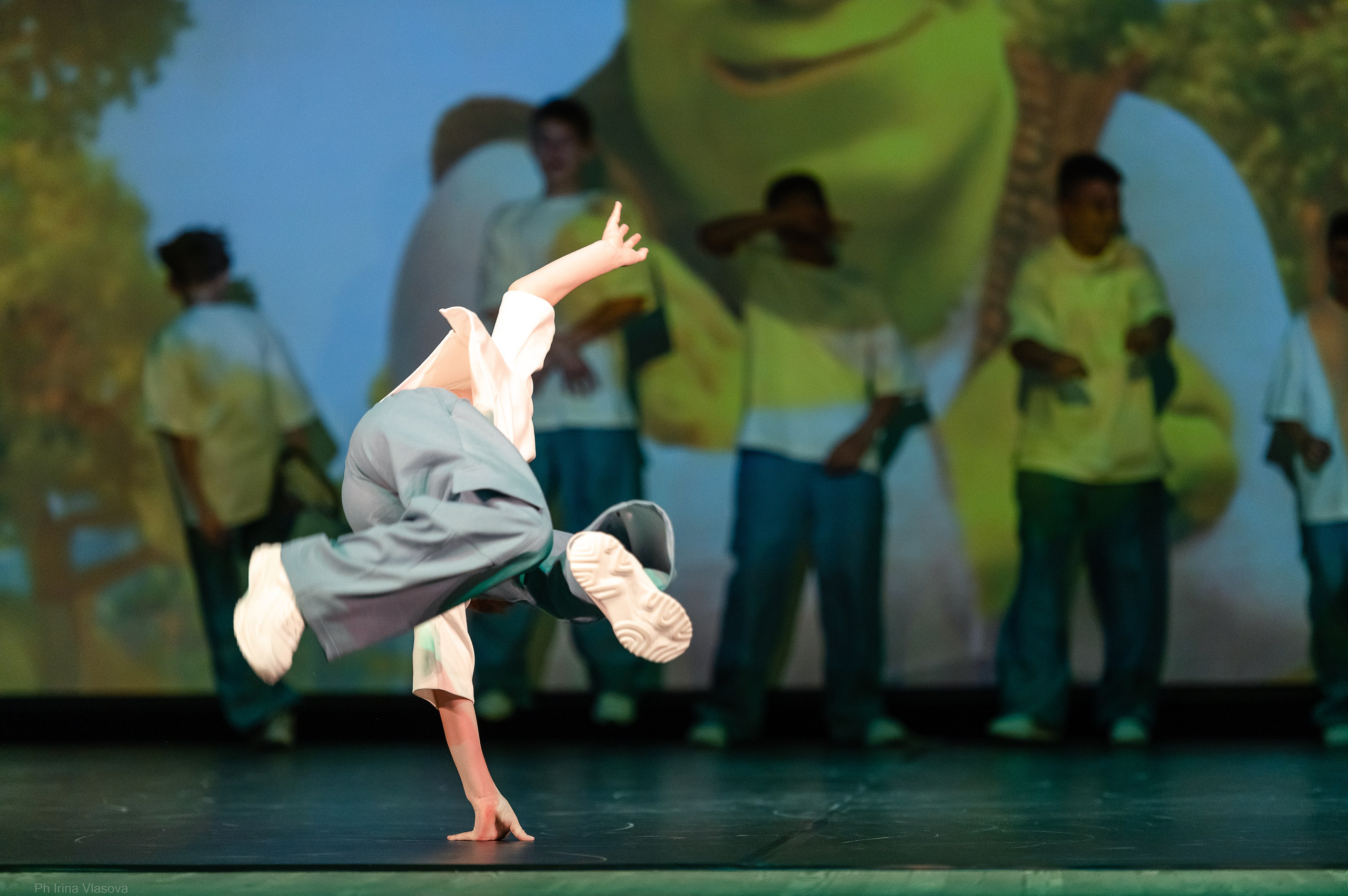 DANCE SPASE отчетник брейкданс