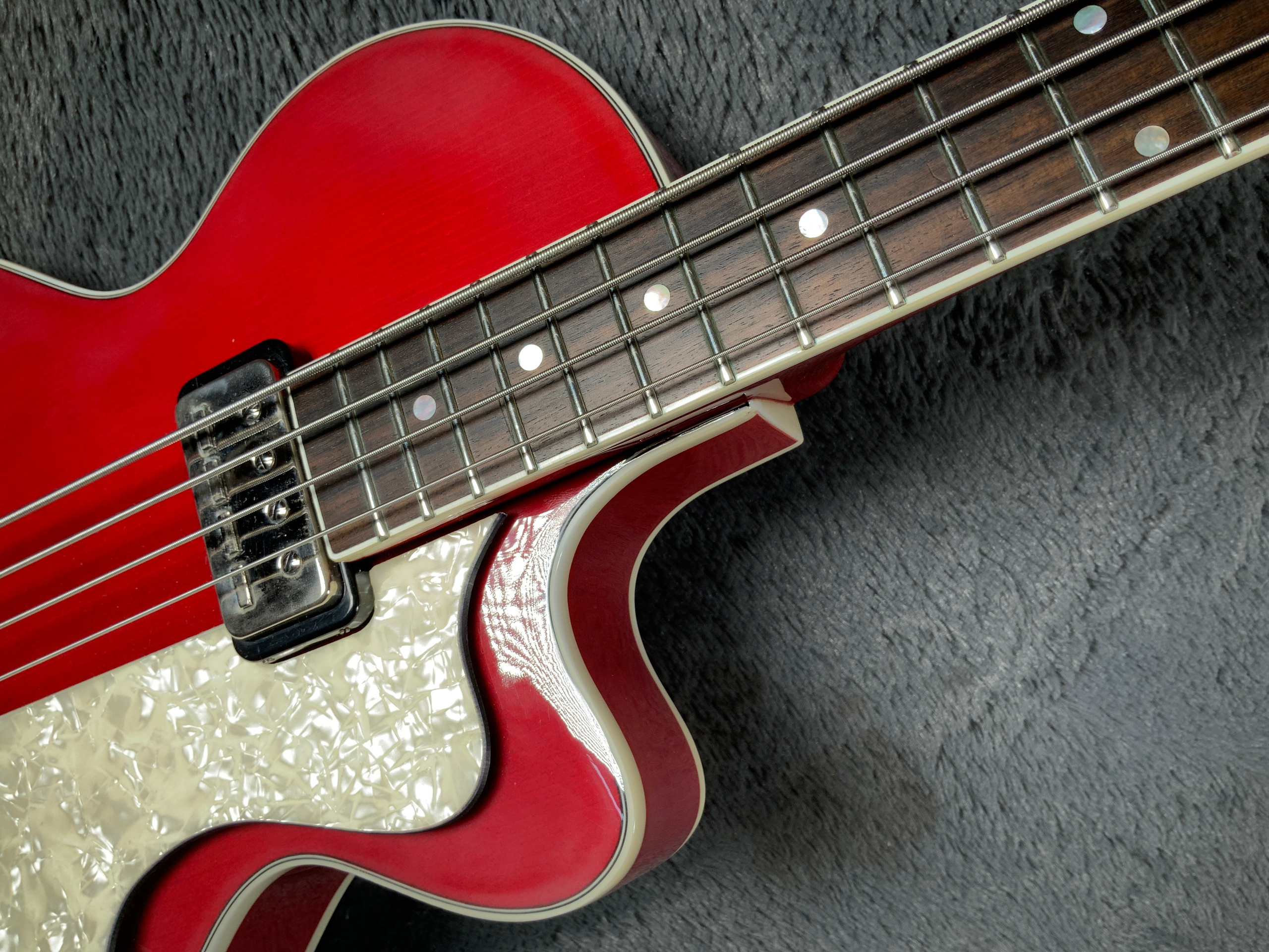 Hofner HCT-500/2 Contemporary Club Bass