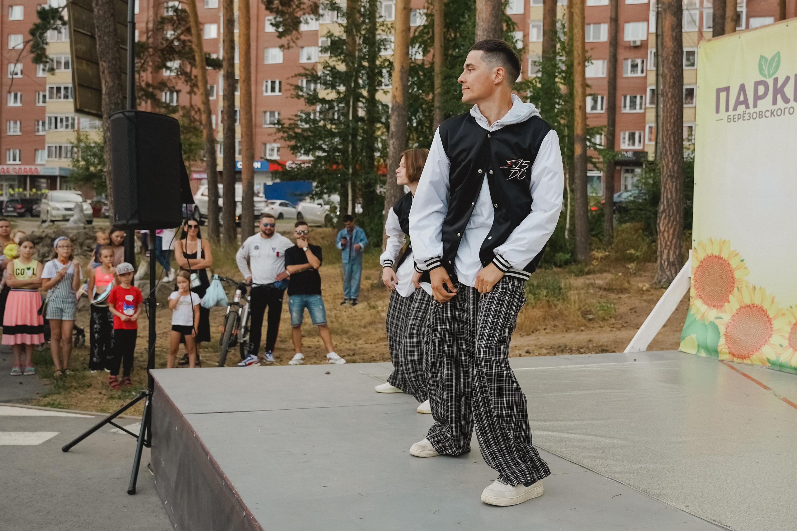 Танцы на тропе. Фотограф в детский сад в Екатеринбурге, выпускные альбомы Юлия Умерова