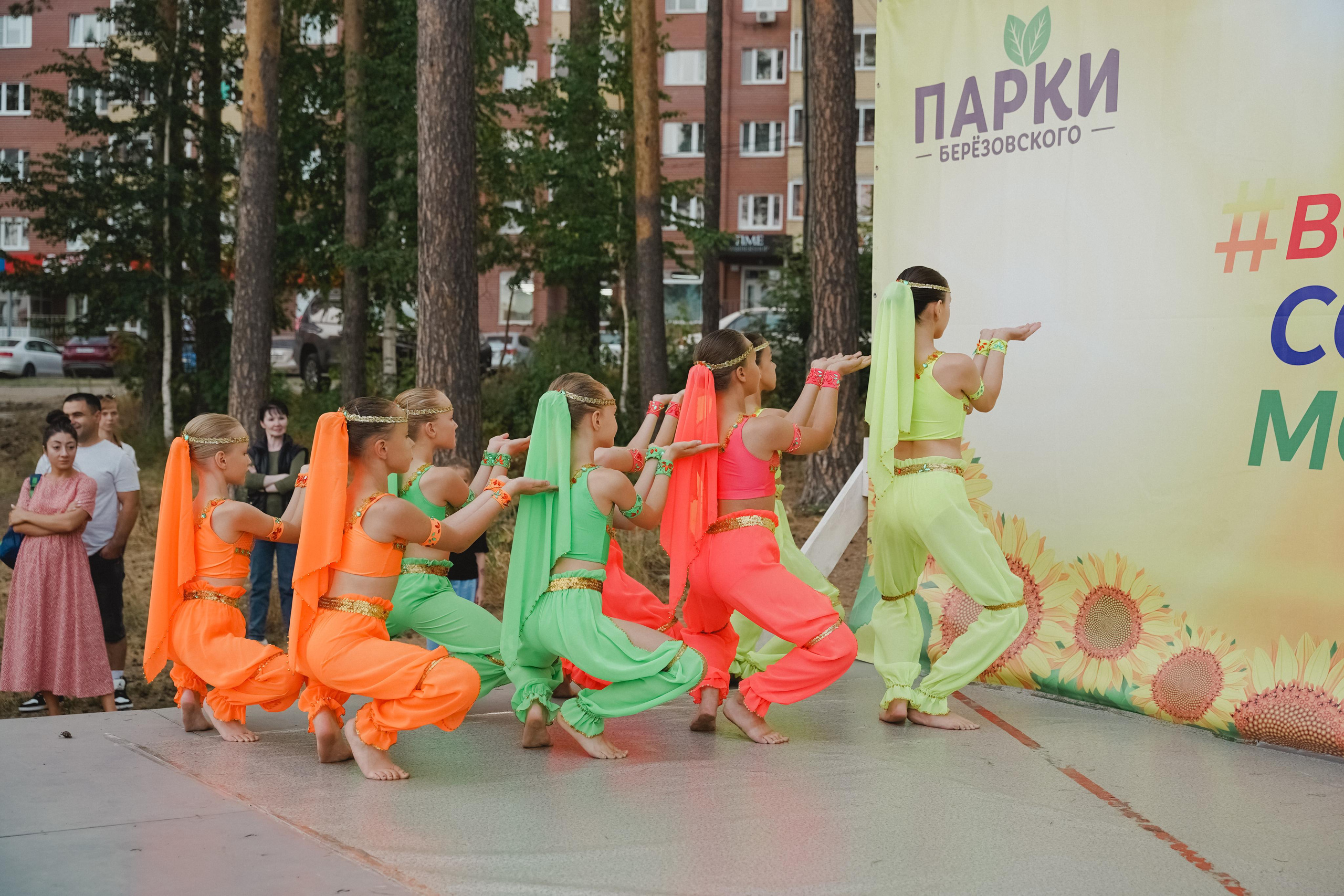 Танцы на тропе. Фотограф в детский сад в Екатеринбурге, выпускные альбомы Юлия Умерова