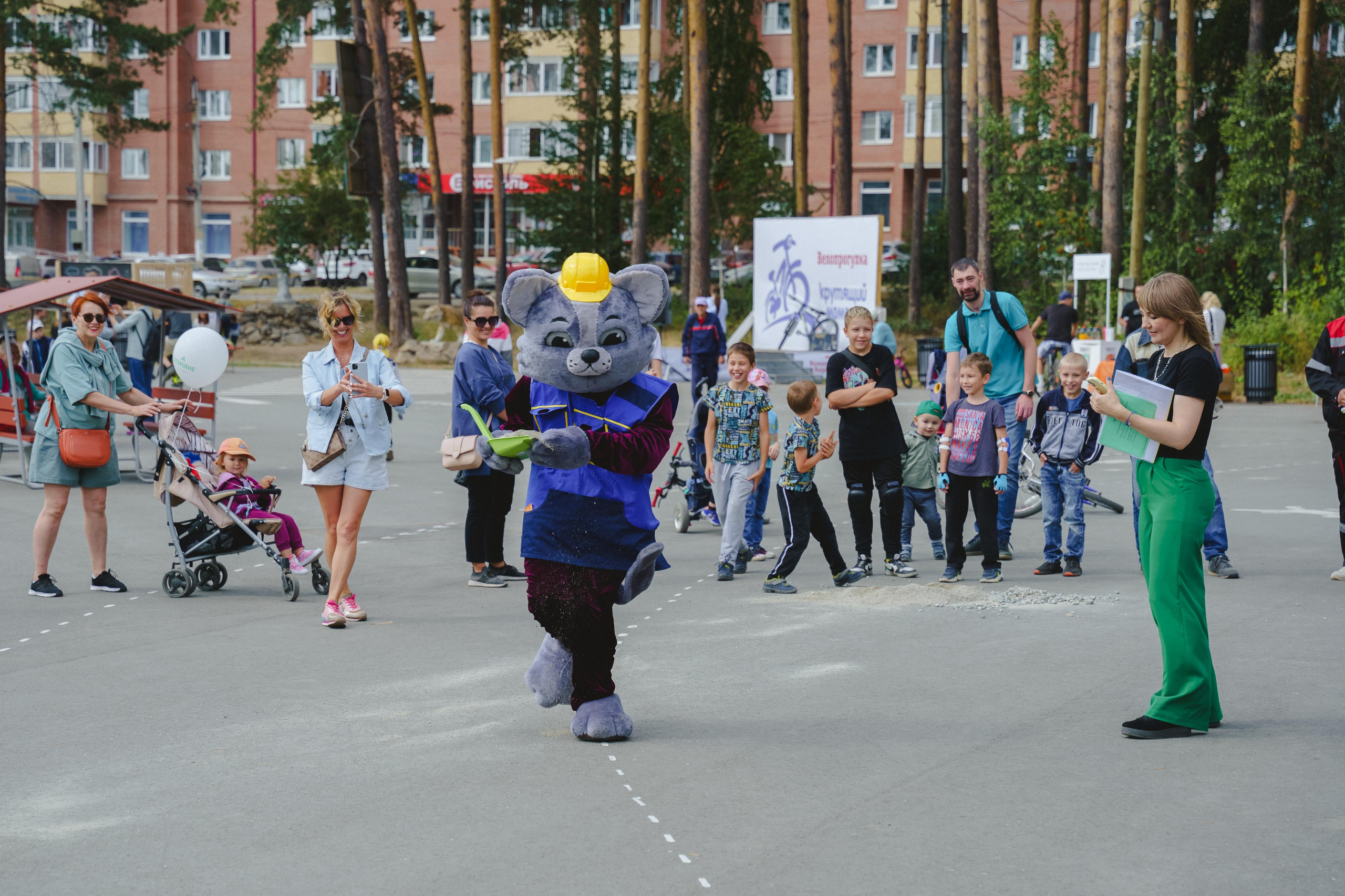 Фотосъемка веселых стартов от компании «Земляне». Фотограф в детский сад в Екатеринбурге, выпускные альбомы Юлия Умерова