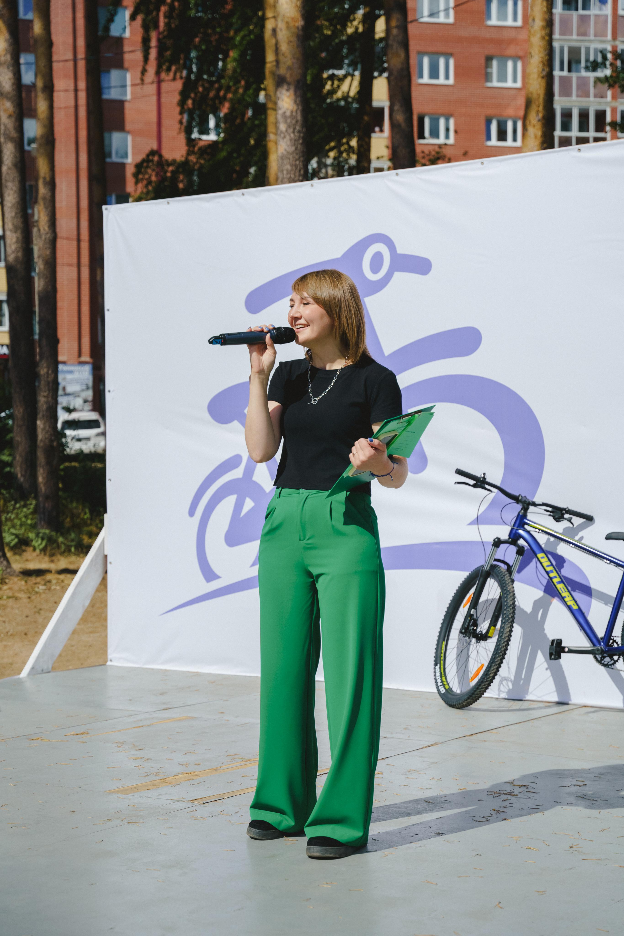 Фотосъемка веселых стартов от компании «Земляне». Фотограф в детский сад в Екатеринбурге, выпускные альбомы Юлия Умерова