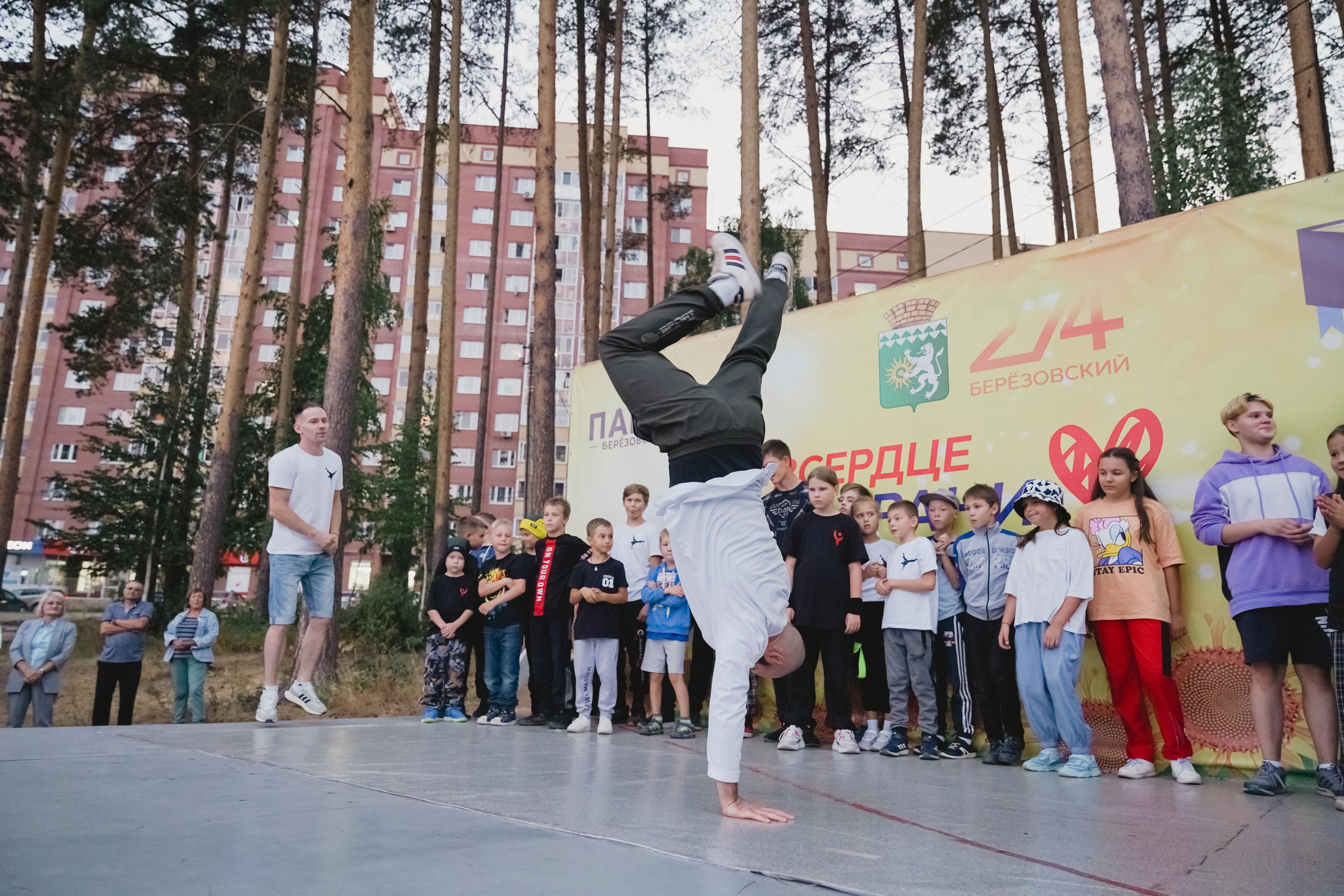 Танцы на тропе. Фотограф в детский сад в Екатеринбурге, выпускные альбомы Юлия Умерова