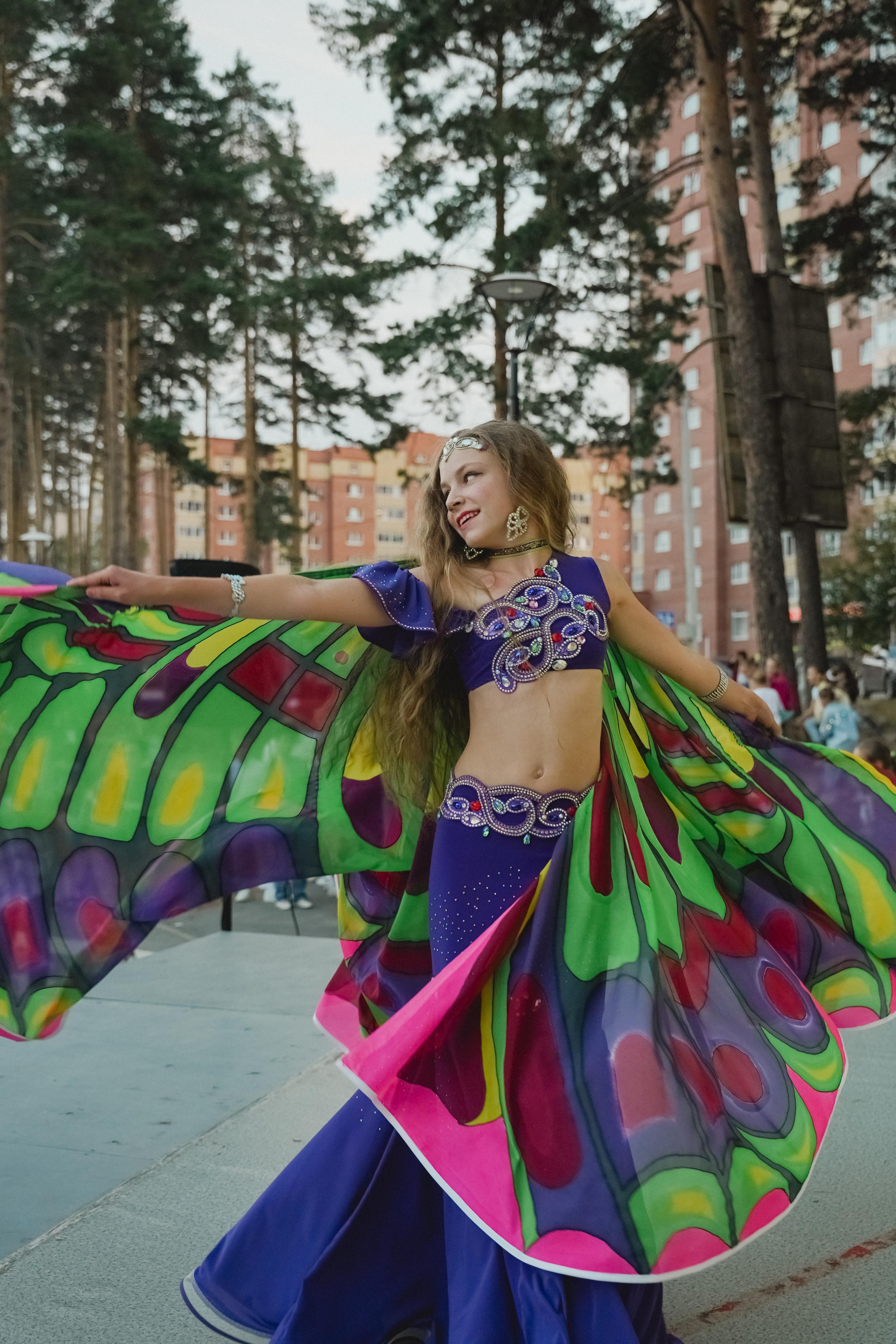 Танцы на тропе. Фотограф в детский сад в Екатеринбурге, выпускные альбомы Юлия Умерова