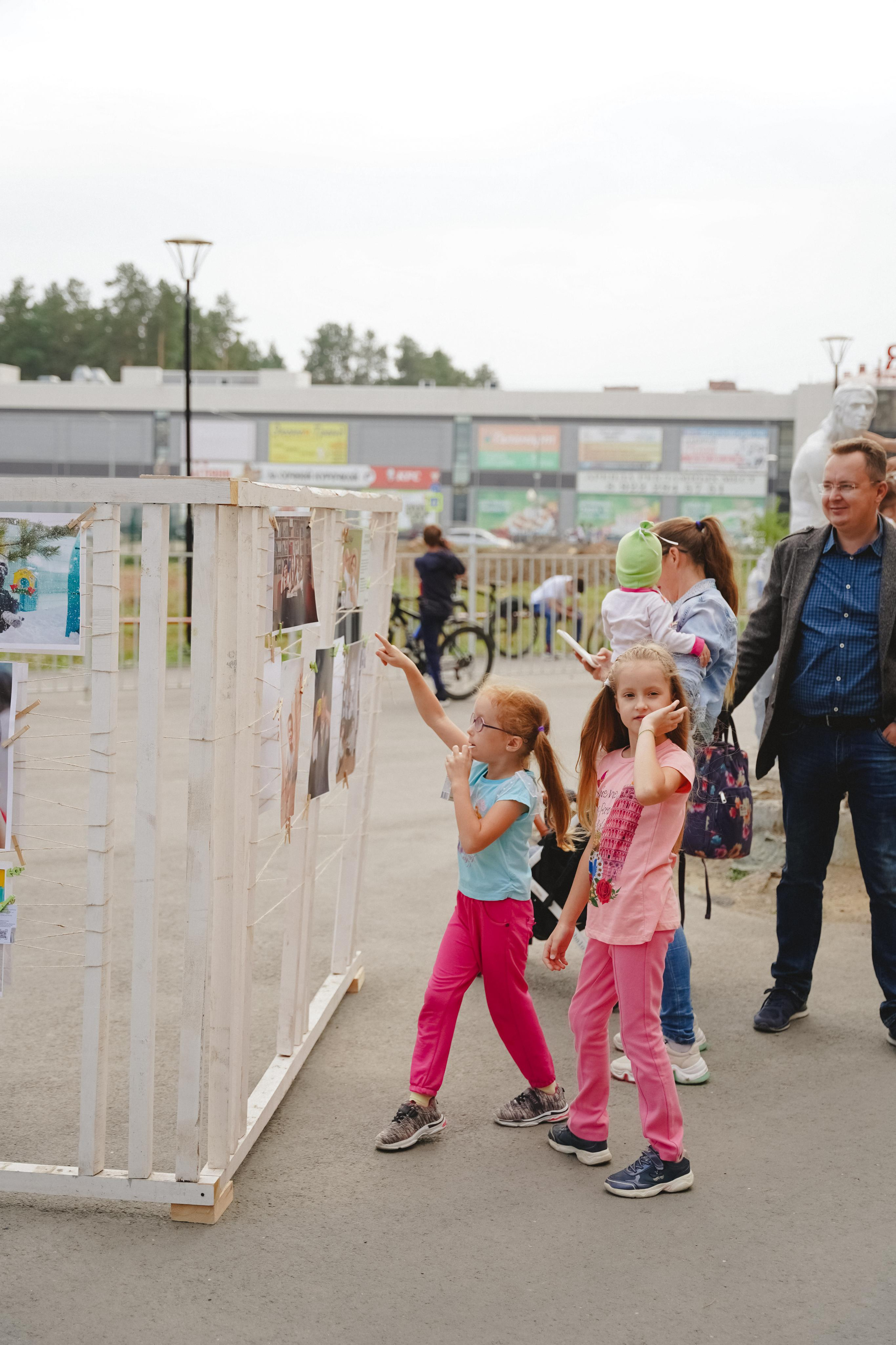 Литературная коллаборация «ДУХ». Фотограф в детский сад в Екатеринбурге, выпускные альбомы Юлия Умерова