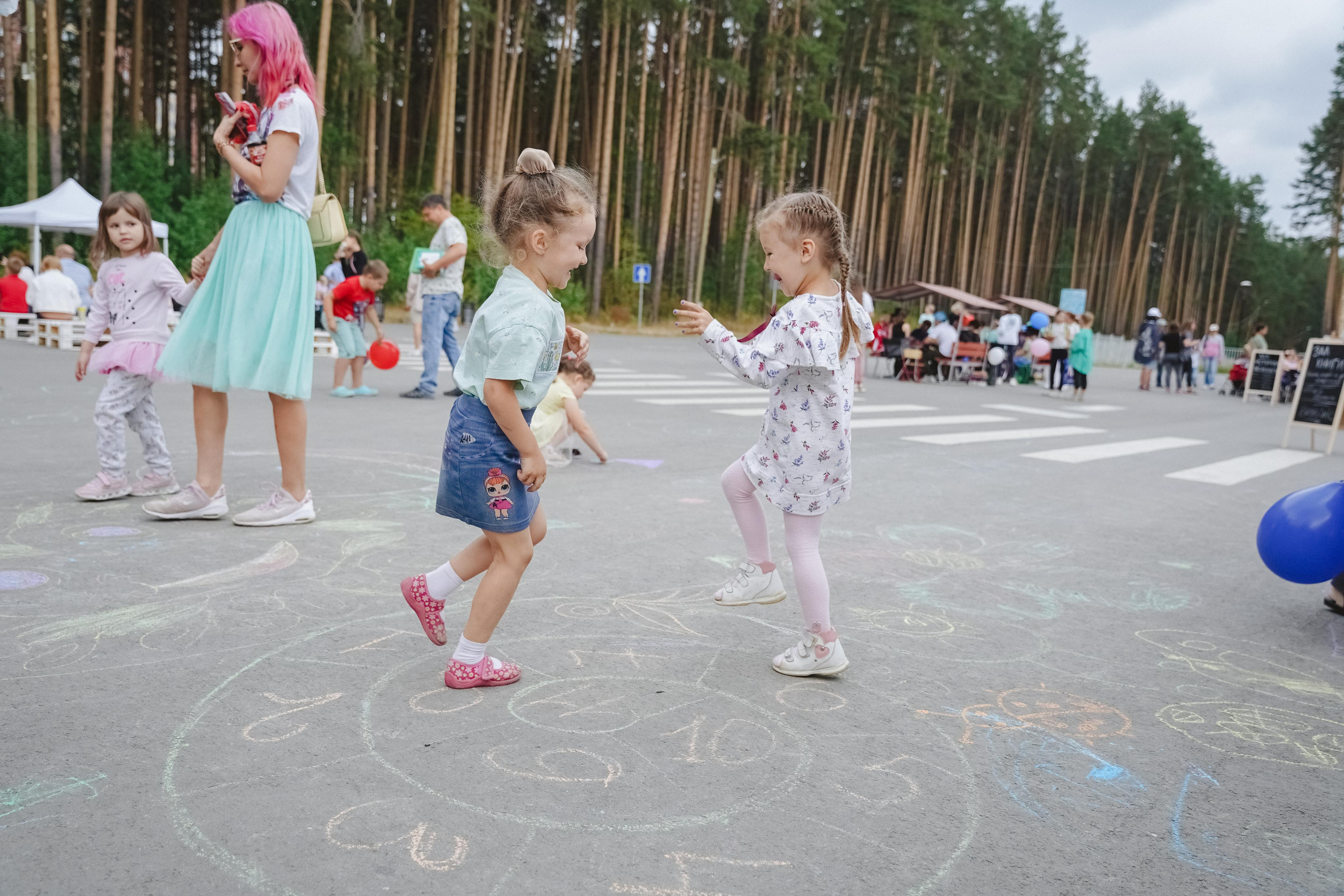 Литературная коллаборация «ДУХ». Фотограф в детский сад в Екатеринбурге, выпускные альбомы Юлия Умерова