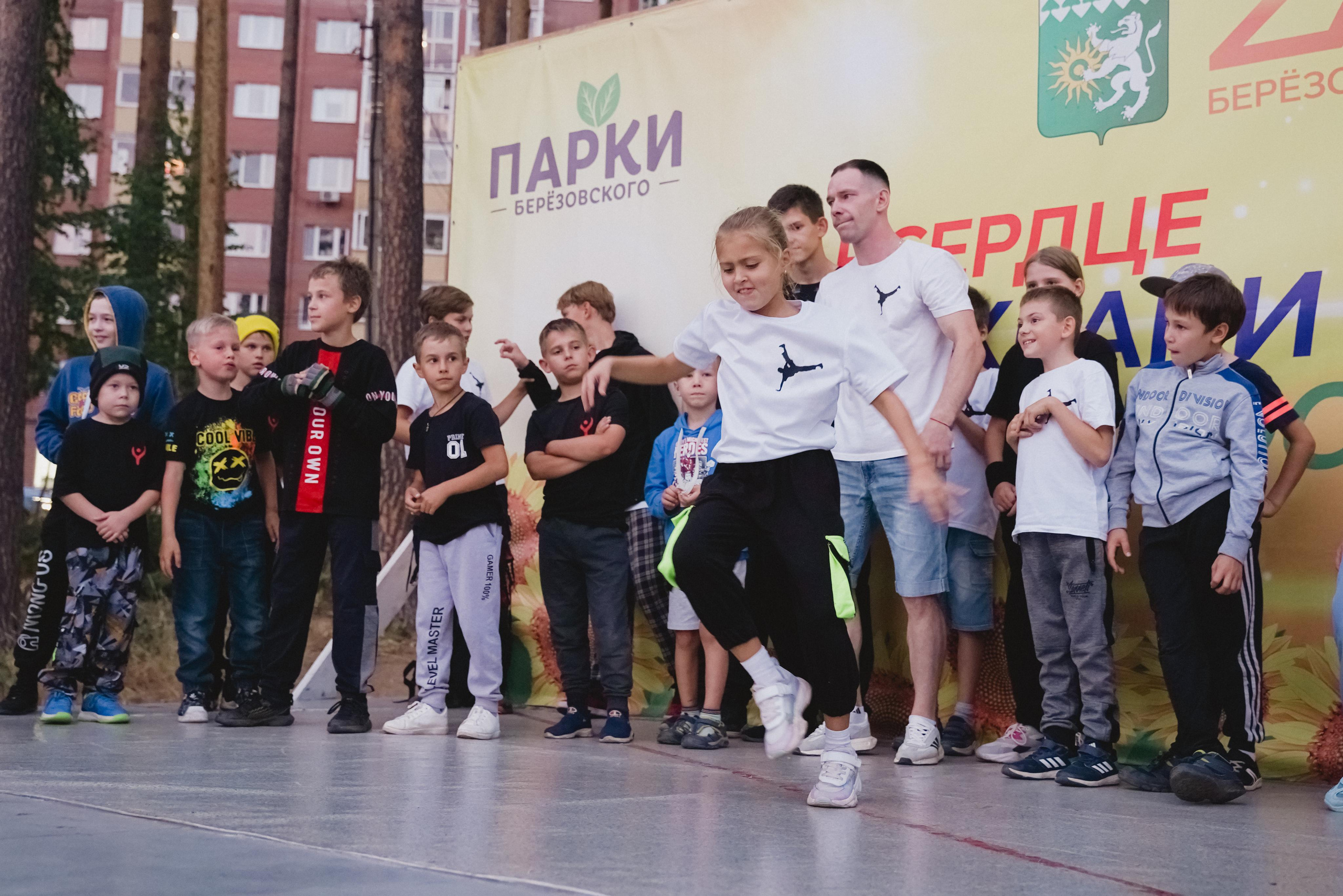Танцы на тропе. Фотограф в детский сад в Екатеринбурге, выпускные альбомы Юлия Умерова