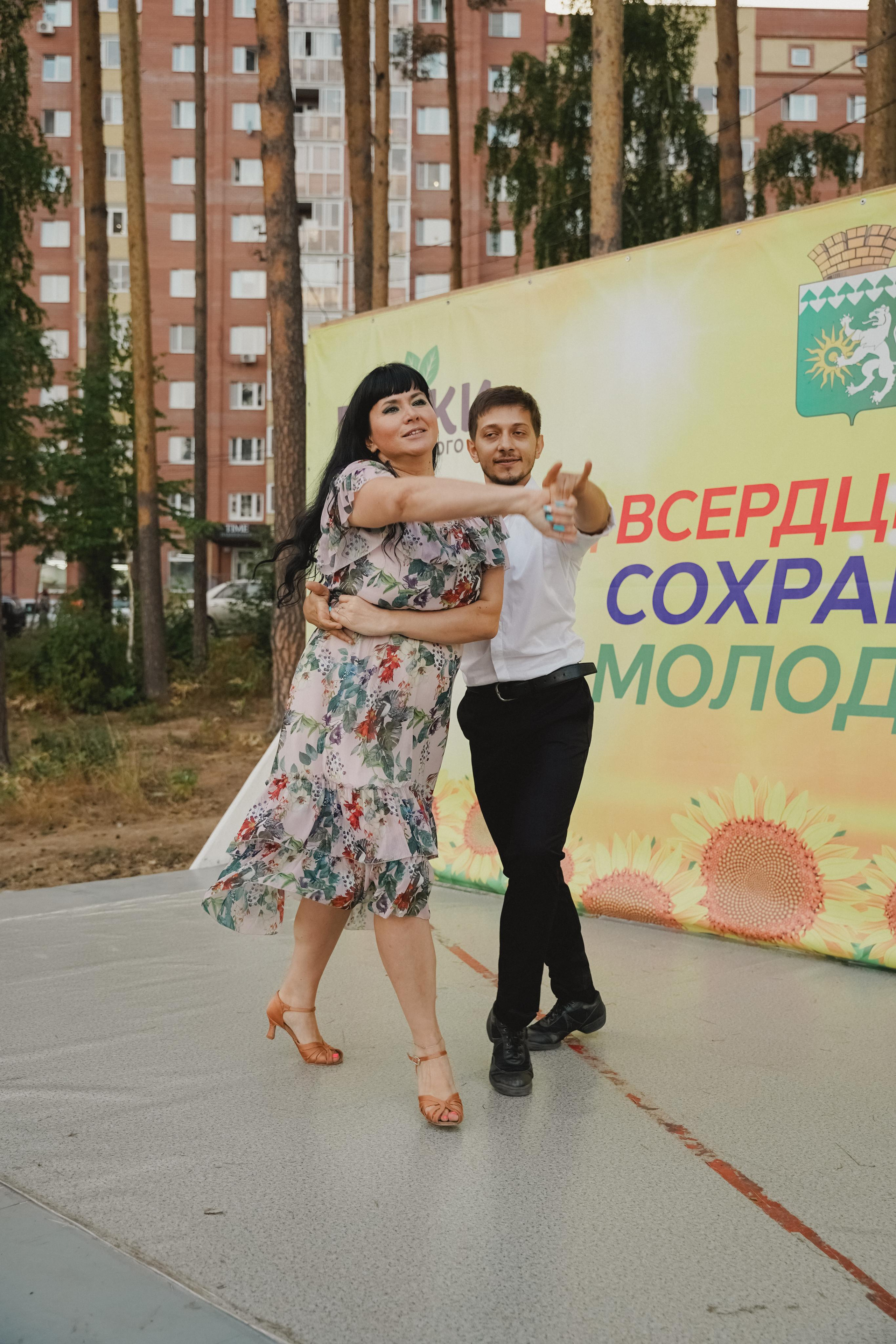 Танцы на тропе. Фотограф в детский сад в Екатеринбурге, выпускные альбомы Юлия Умерова