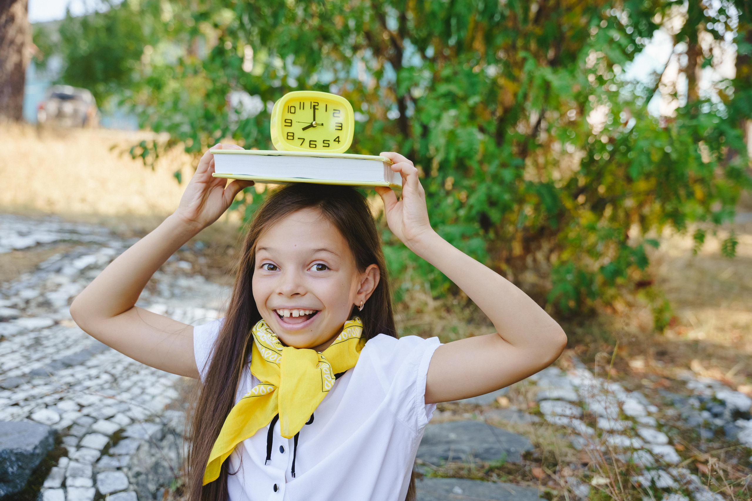 «Снова в школу» фотопроект на улице. Фотограф в детский сад в Екатеринбурге, выпускные альбомы Юлия Умерова