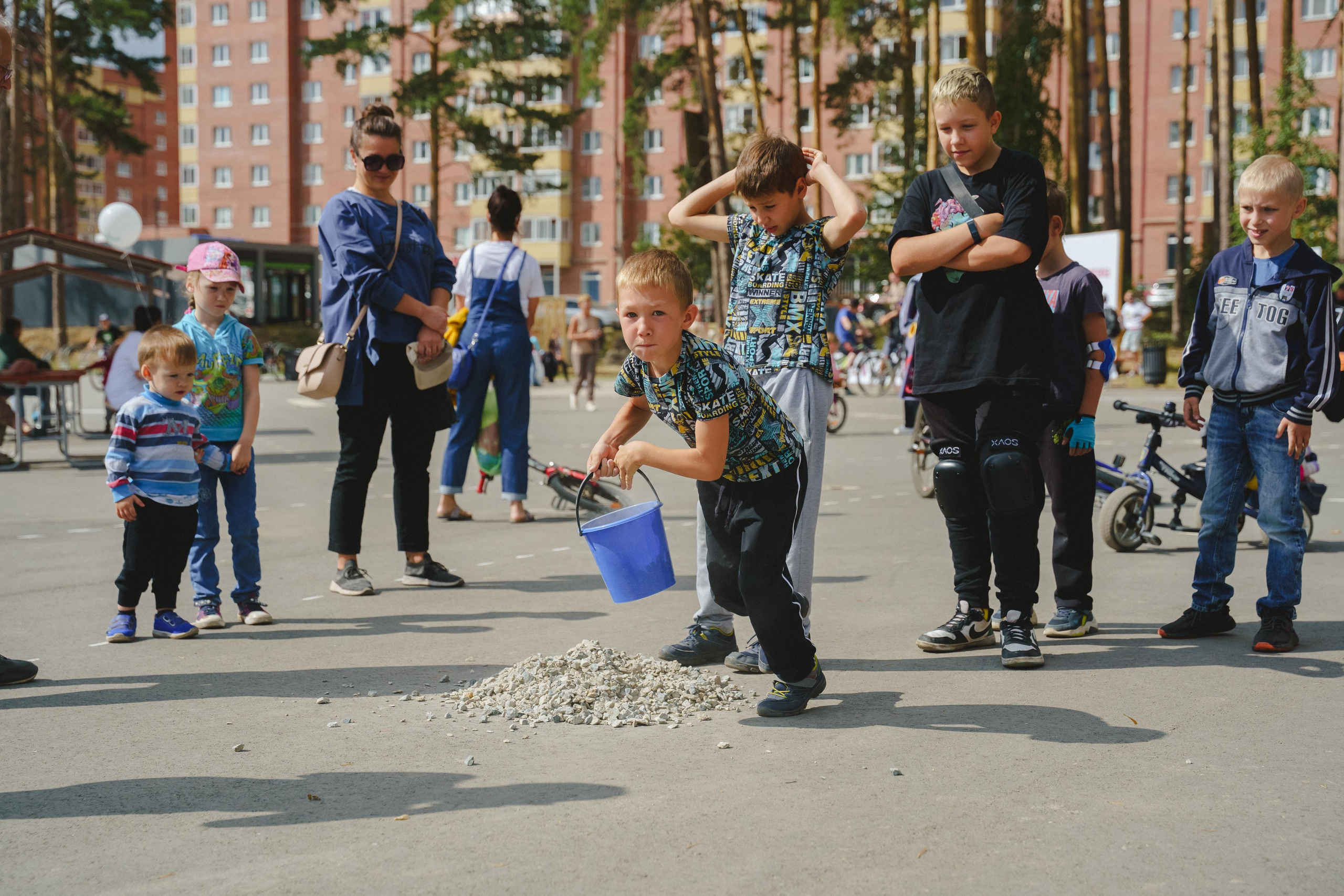 Фотосъемка веселых стартов от компании «Земляне». Фотограф в детский сад в Екатеринбурге, выпускные альбомы Юлия Умерова