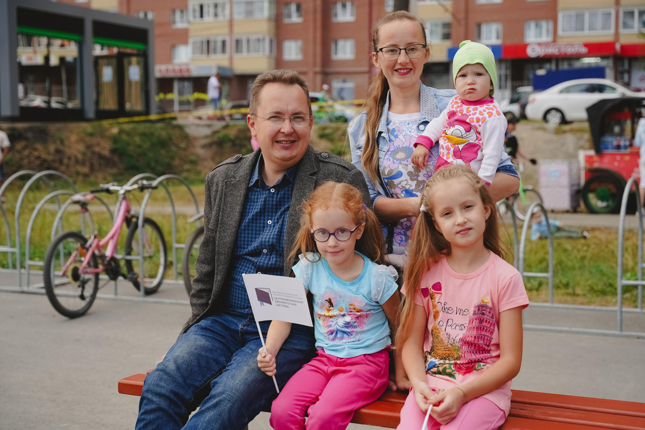 Литературная коллаборация «ДУХ». Фотограф в детский сад в Екатеринбурге, выпускные альбомы Юлия Умерова