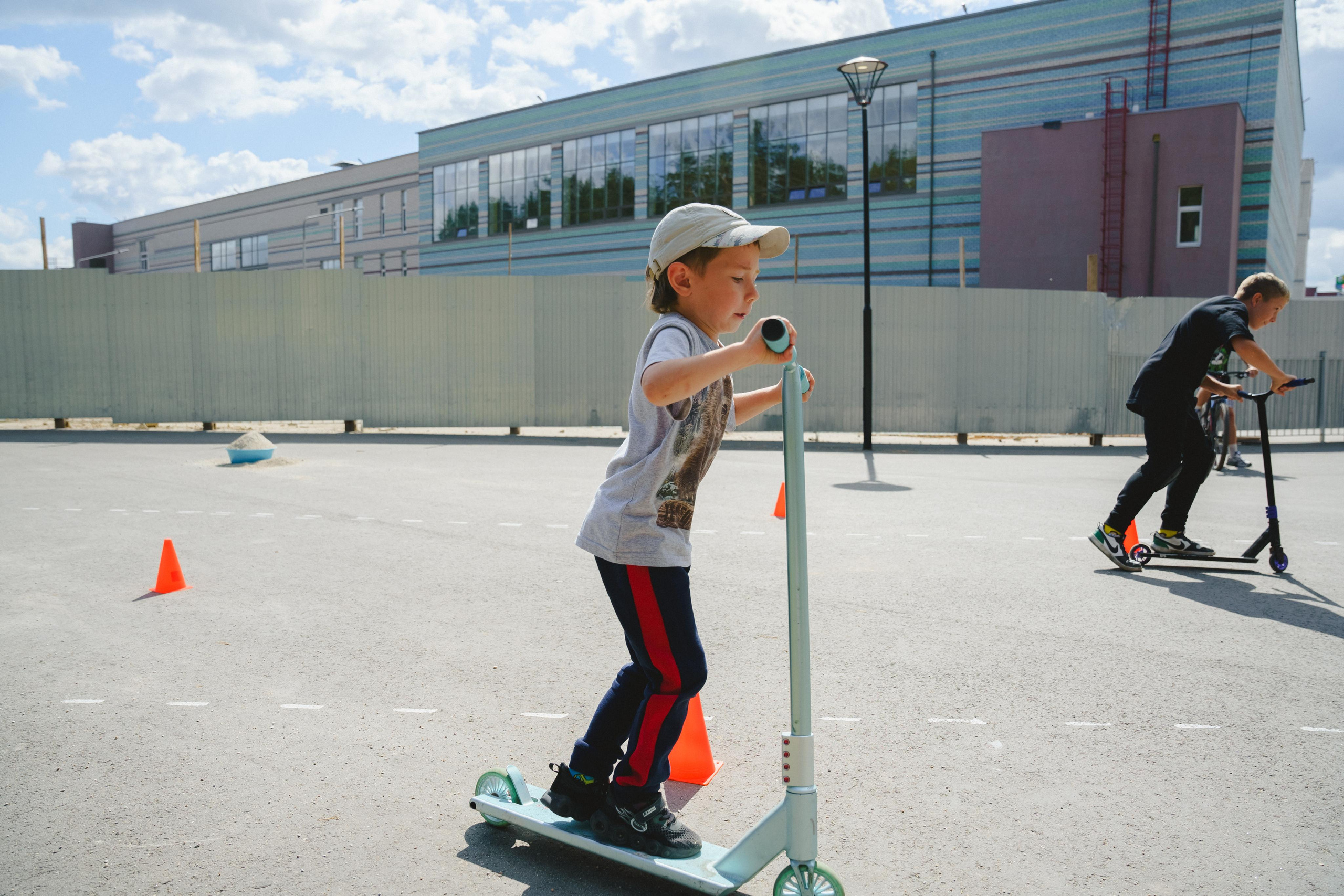 Фотосъемка веселых стартов от компании «Земляне». Фотограф в детский сад в Екатеринбурге, выпускные альбомы Юлия Умерова