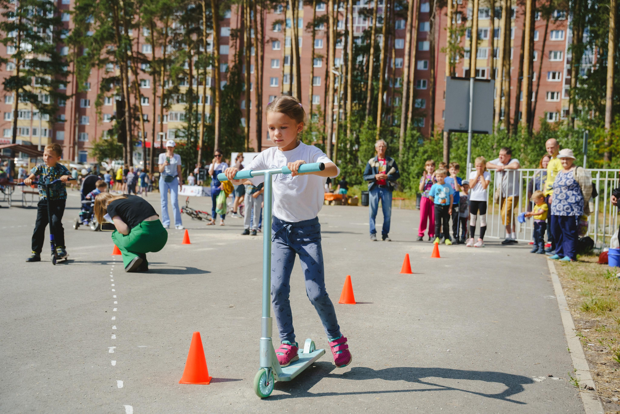 Фотосъемка веселых стартов от компании «Земляне». Фотограф в детский сад в Екатеринбурге, выпускные альбомы Юлия Умерова