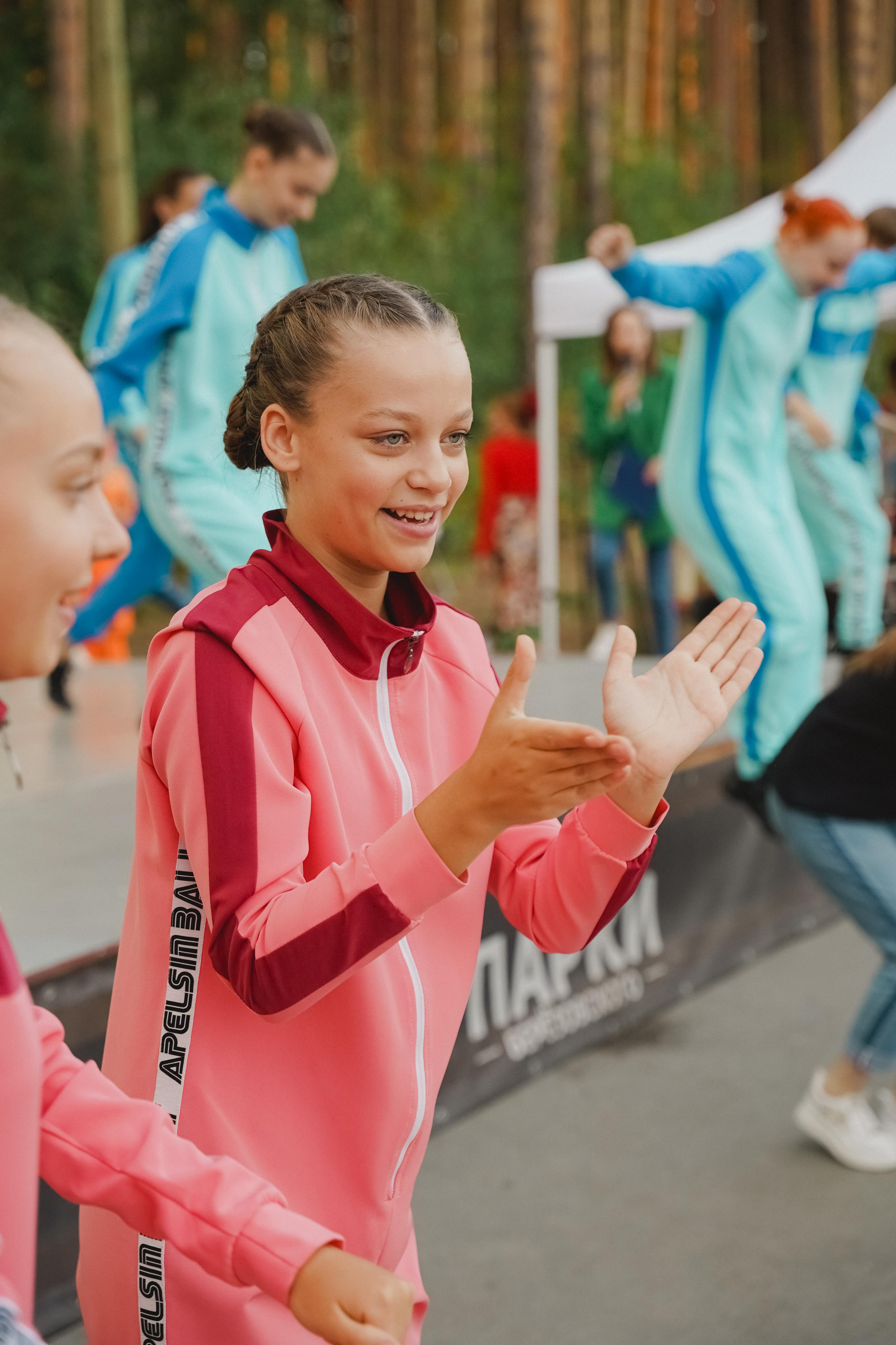 Танцы на тропе. Фотограф в детский сад в Екатеринбурге, выпускные альбомы Юлия Умерова