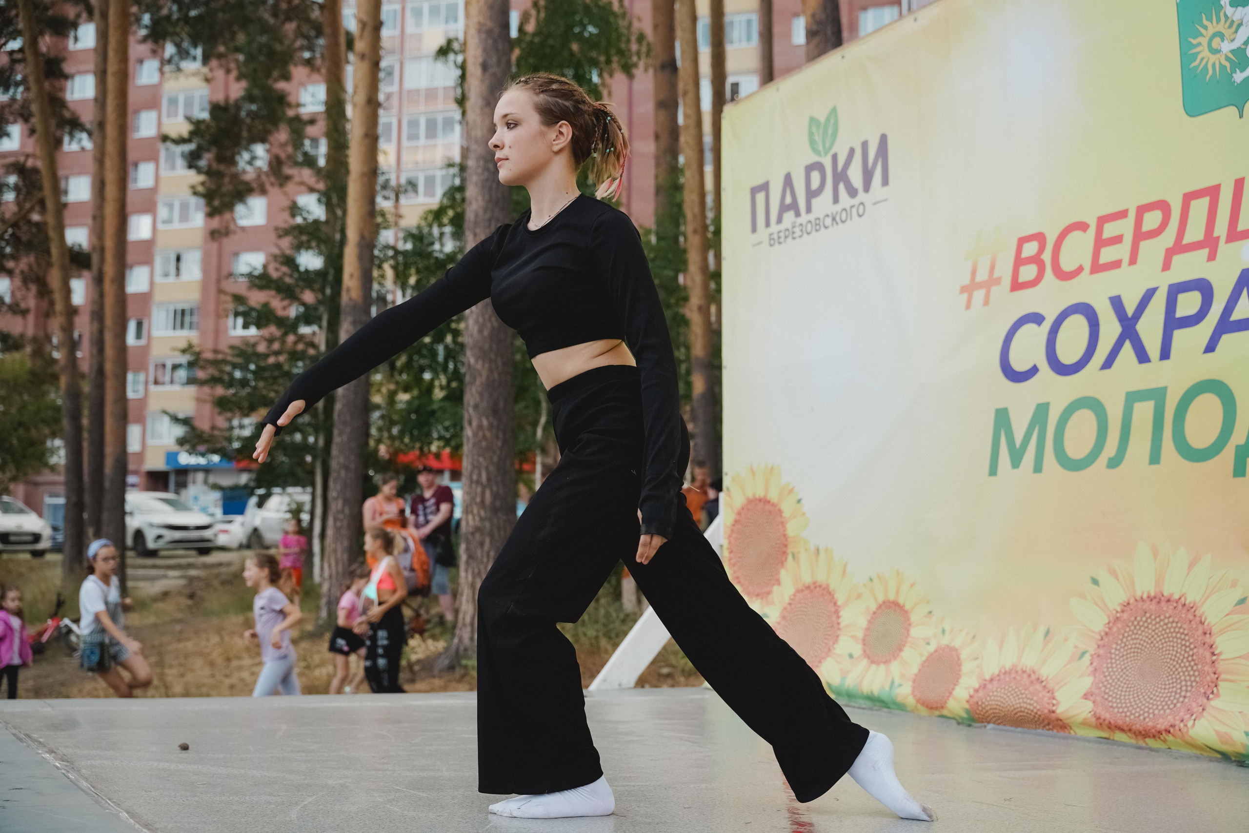 Танцы на тропе. Фотограф в детский сад в Екатеринбурге, выпускные альбомы Юлия Умерова