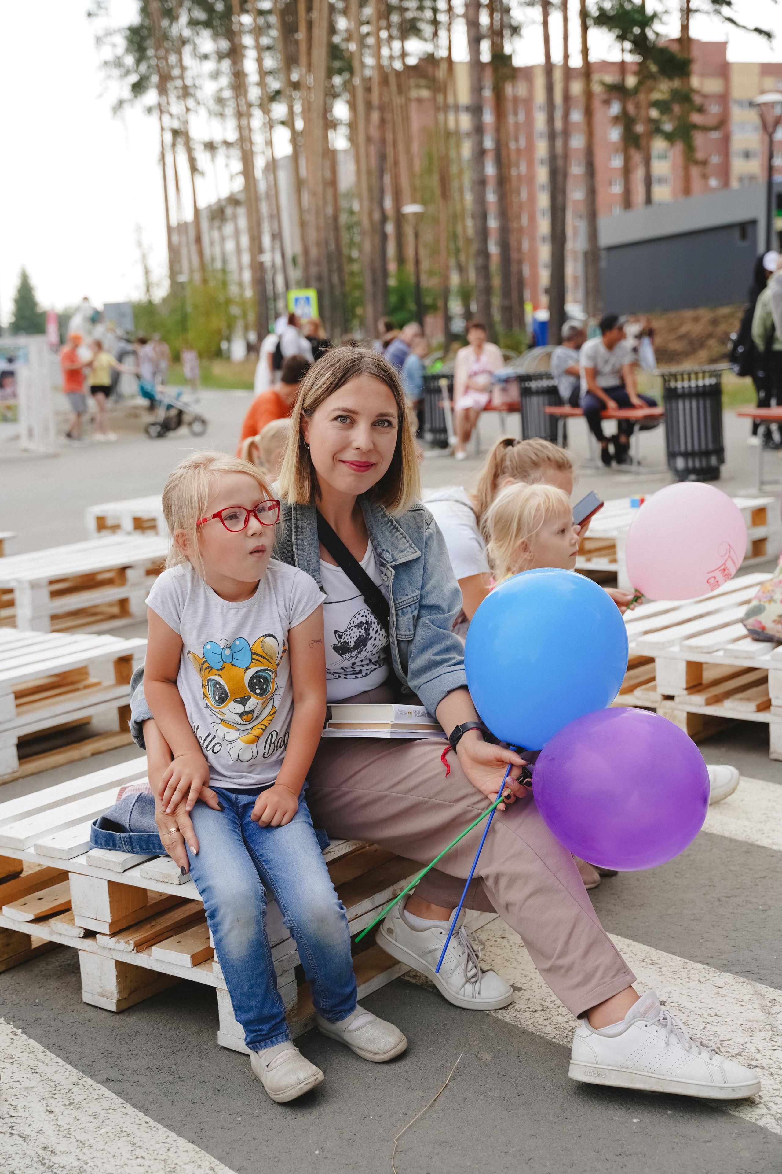 Литературная коллаборация «ДУХ». Фотограф в детский сад в Екатеринбурге, выпускные альбомы Юлия Умерова
