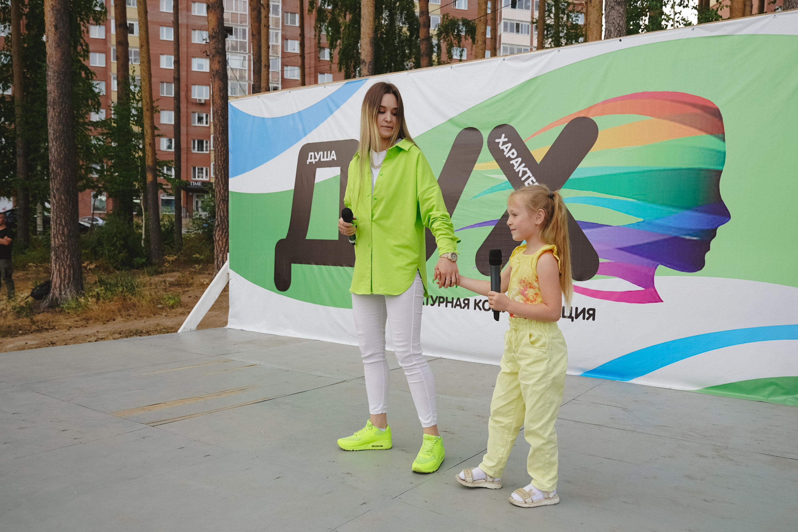Литературная коллаборация «ДУХ». Фотограф в детский сад в Екатеринбурге, выпускные альбомы Юлия Умерова