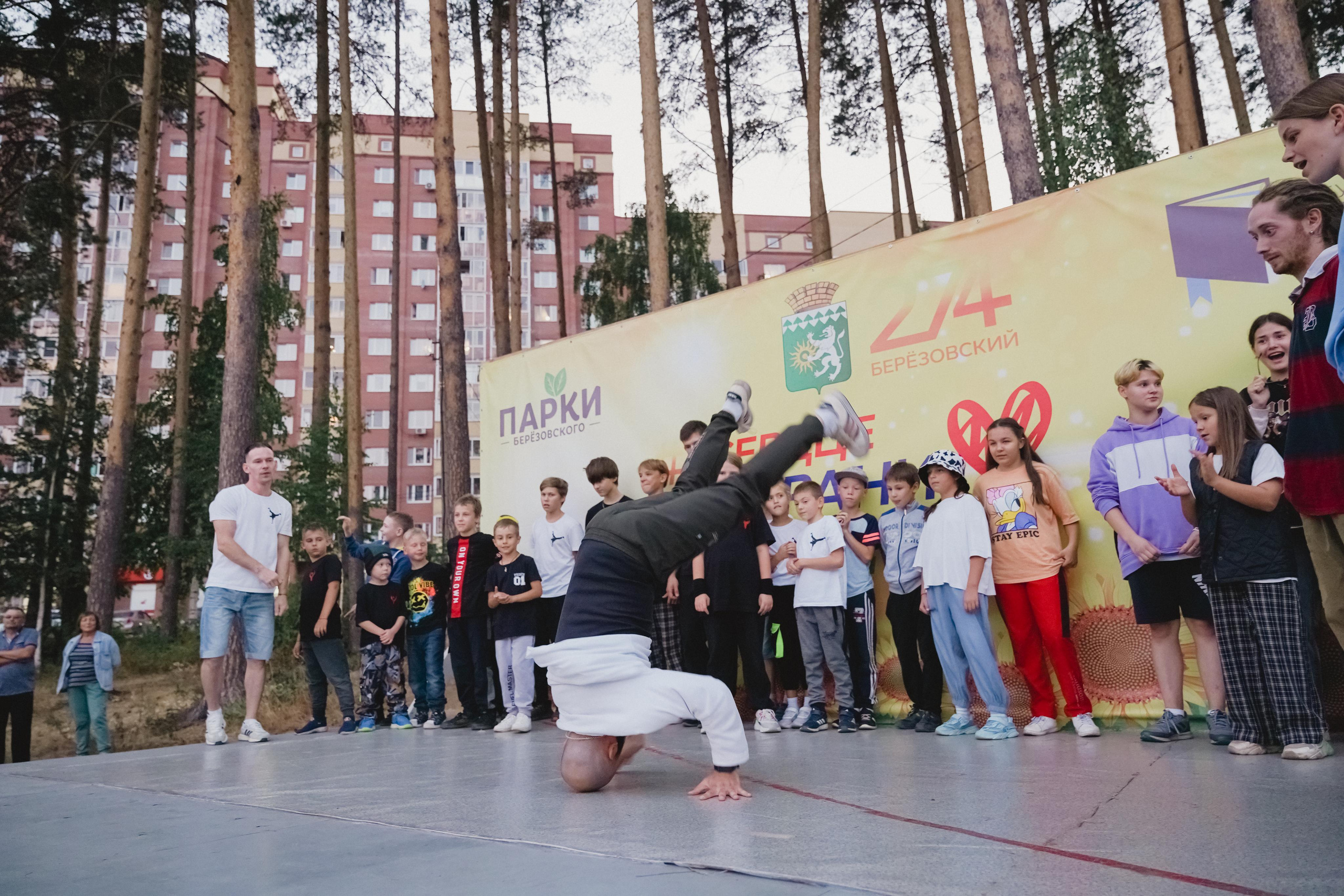 Танцы на тропе. Фотограф в детский сад в Екатеринбурге, выпускные альбомы Юлия Умерова