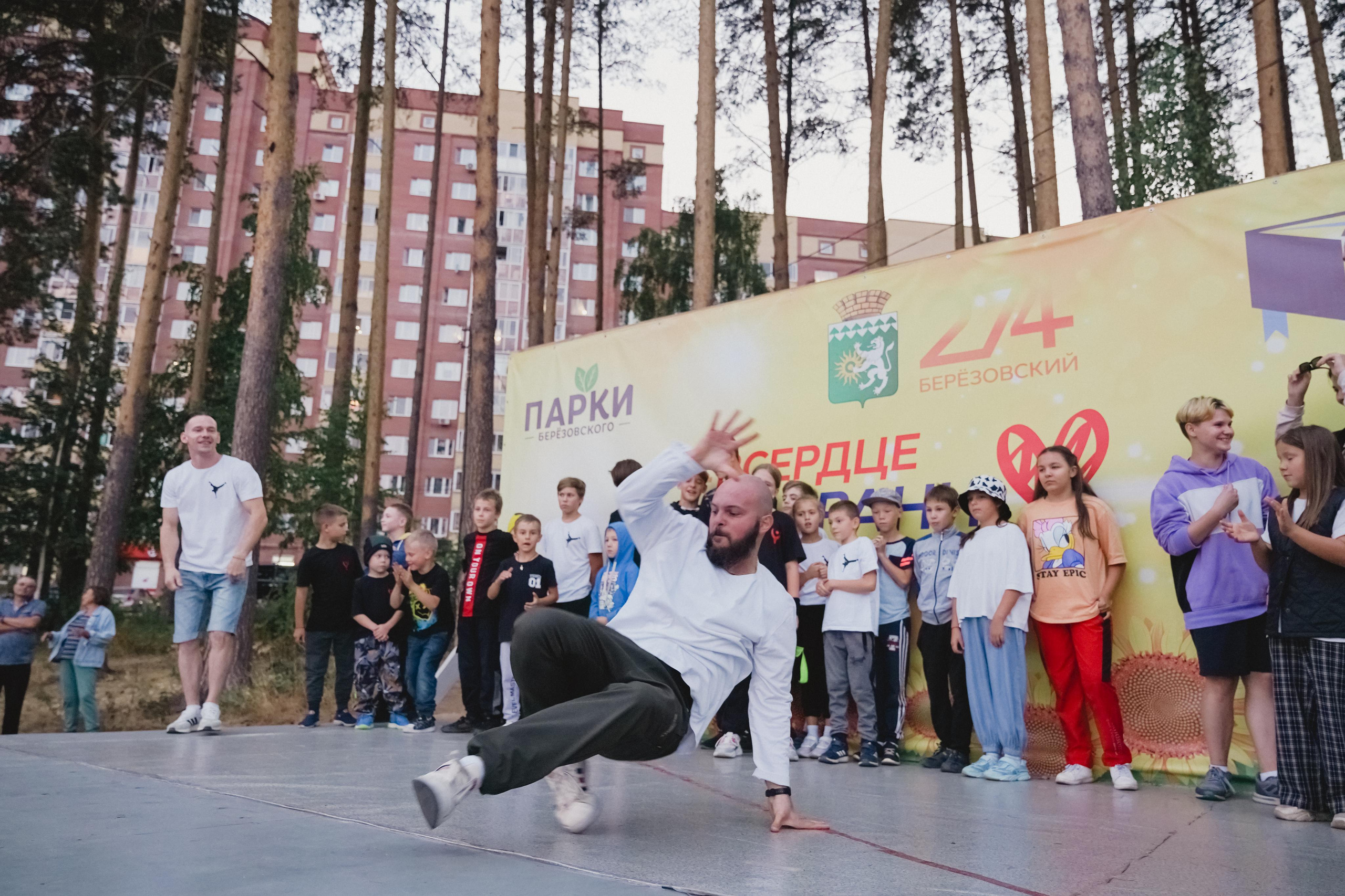 Танцы на тропе. Фотограф в детский сад в Екатеринбурге, выпускные альбомы Юлия Умерова