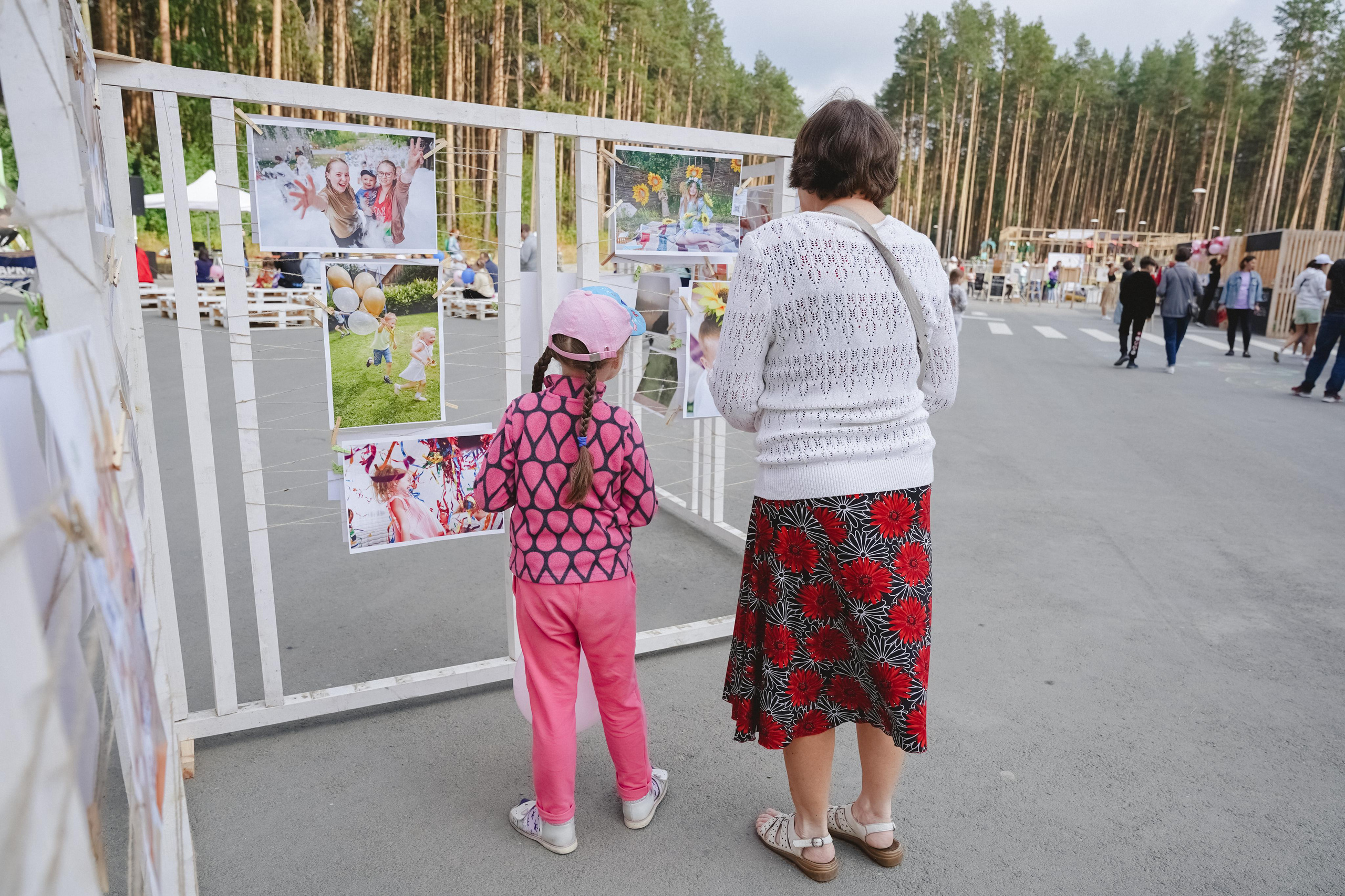 Литературная коллаборация «ДУХ». Фотограф в детский сад в Екатеринбурге, выпускные альбомы Юлия Умерова