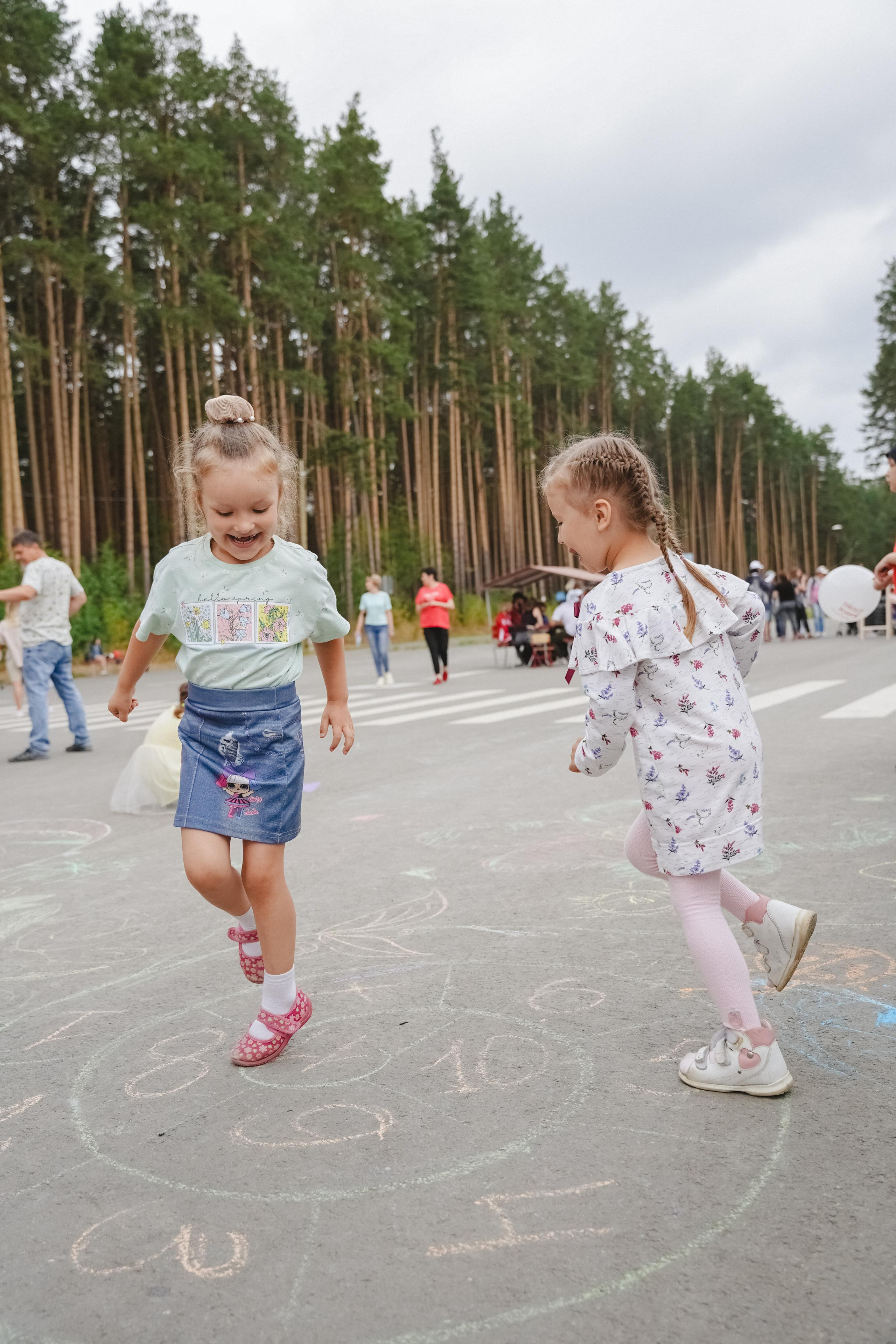 Литературная коллаборация «ДУХ». Фотограф в детский сад в Екатеринбурге, выпускные альбомы Юлия Умерова
