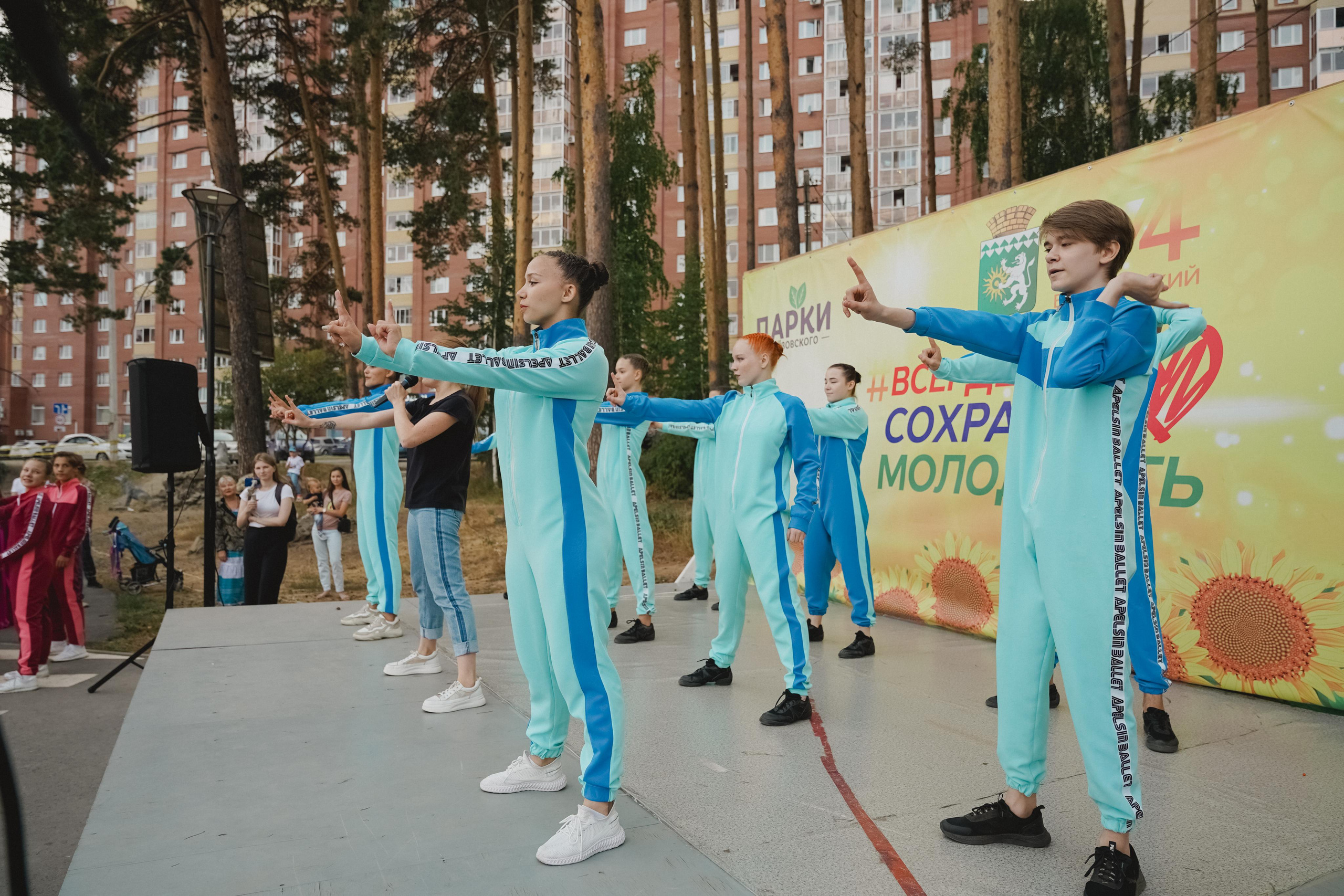 Танцы на тропе. Фотограф в детский сад в Екатеринбурге, выпускные альбомы Юлия Умерова