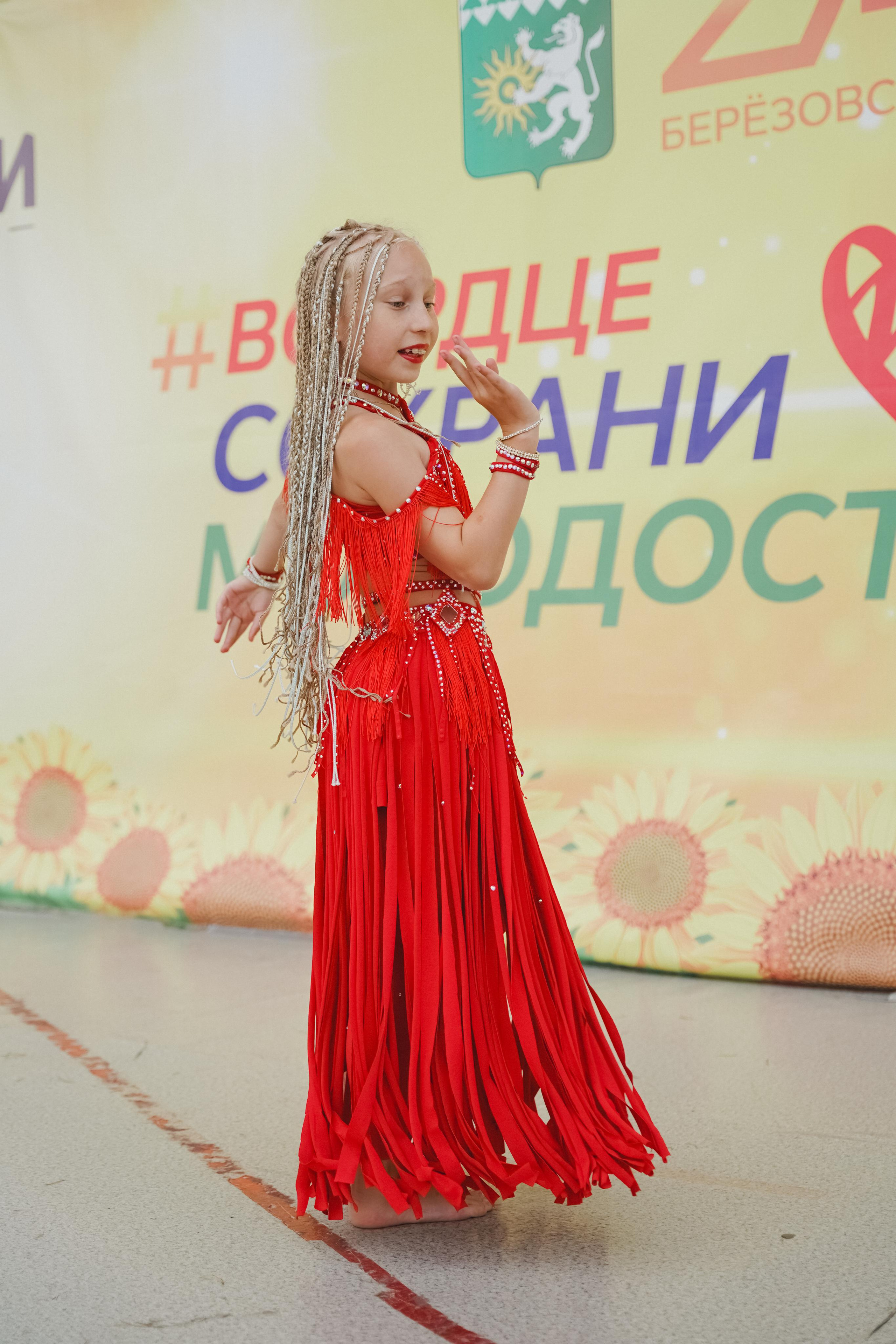 Танцы на тропе. Фотограф в детский сад в Екатеринбурге, выпускные альбомы Юлия Умерова