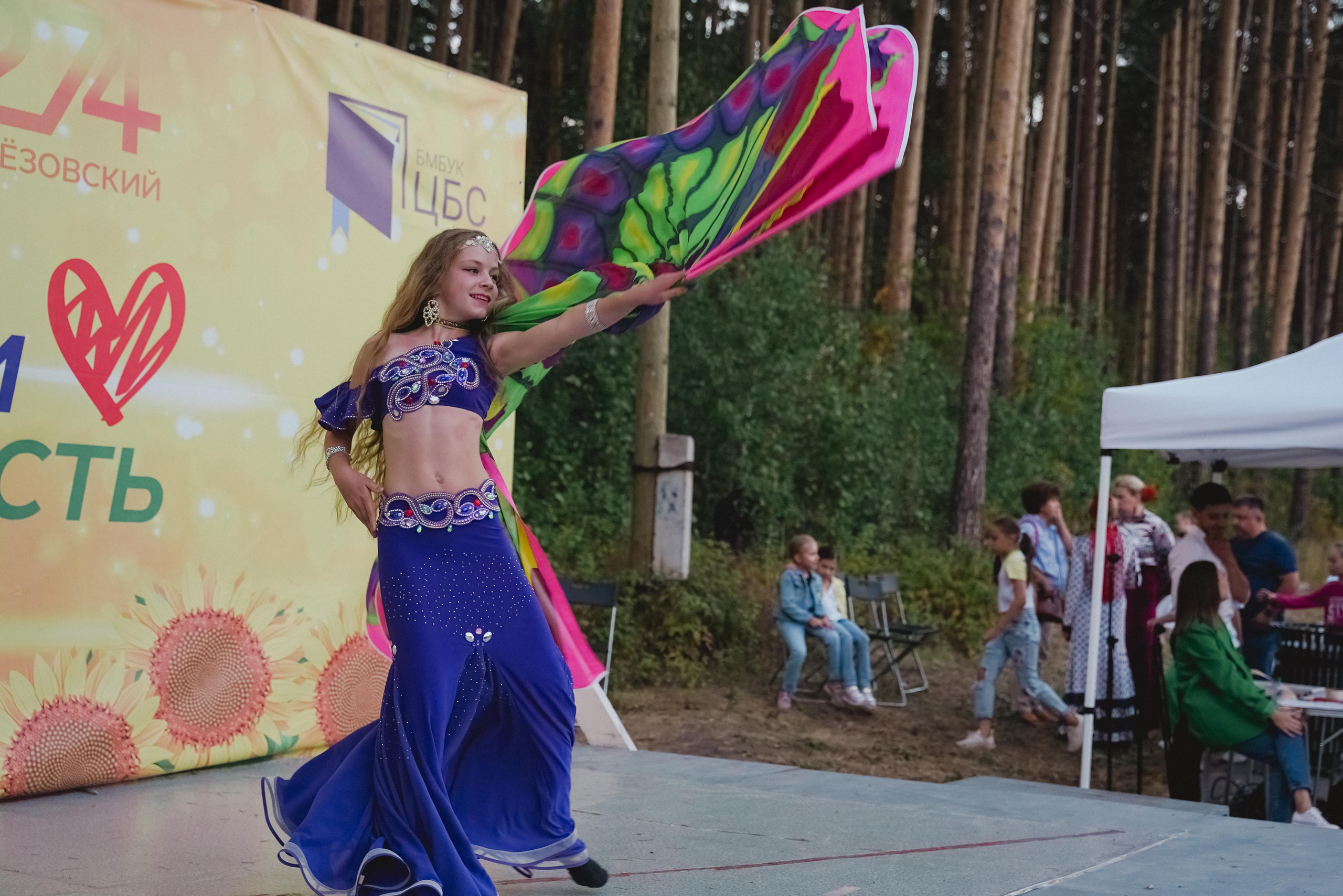 Танцы на тропе. Фотограф в детский сад в Екатеринбурге, выпускные альбомы Юлия Умерова
