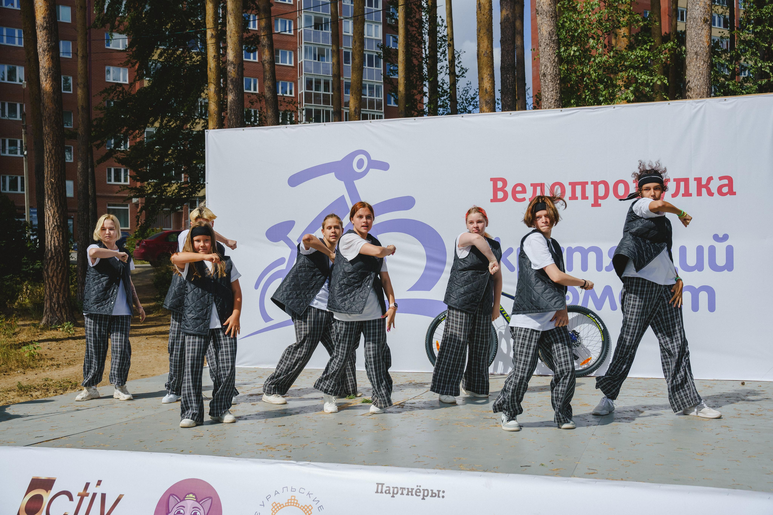 Мастер-классы школы танцев «Crystal». Фотограф в детский сад в Екатеринбурге, выпускные альбомы Юлия Умерова