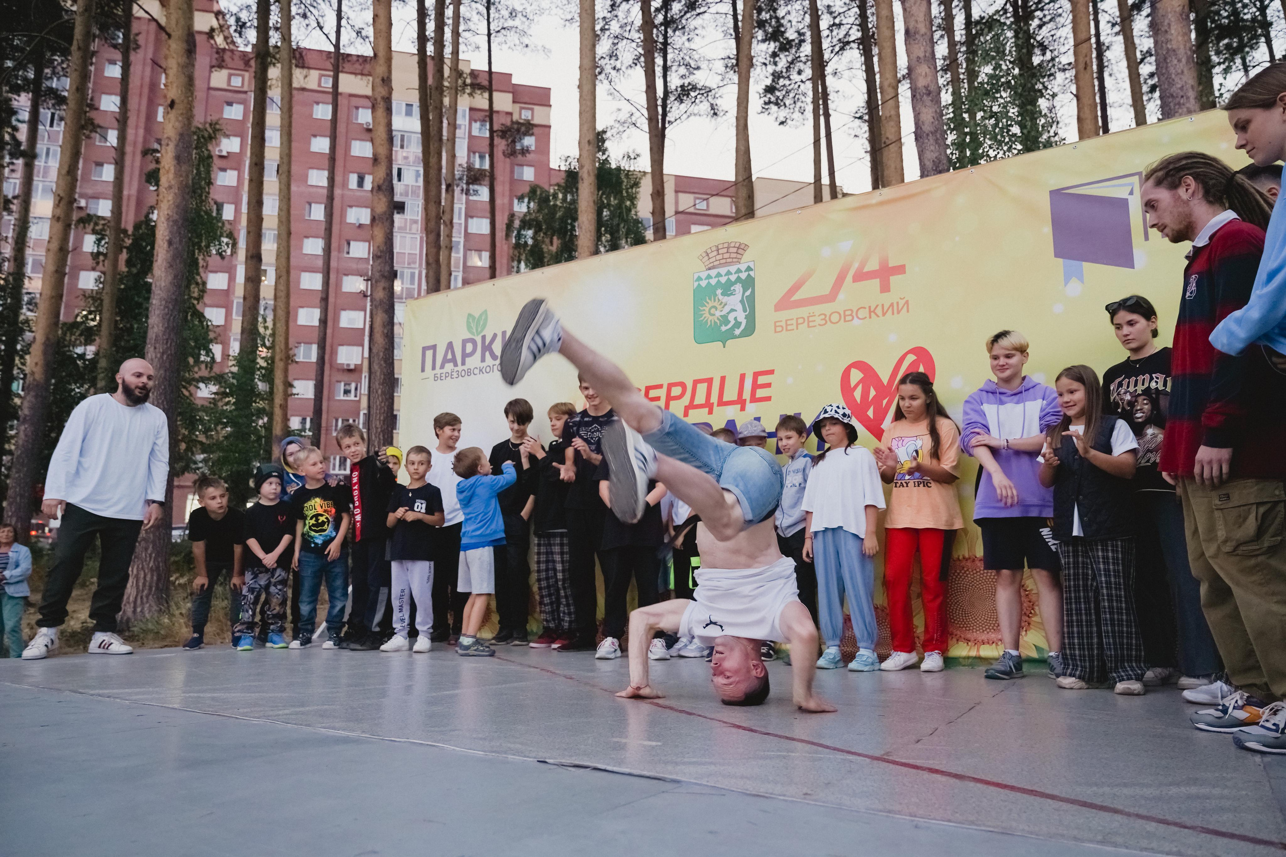 Танцы на тропе. Фотограф в детский сад в Екатеринбурге, выпускные альбомы Юлия Умерова