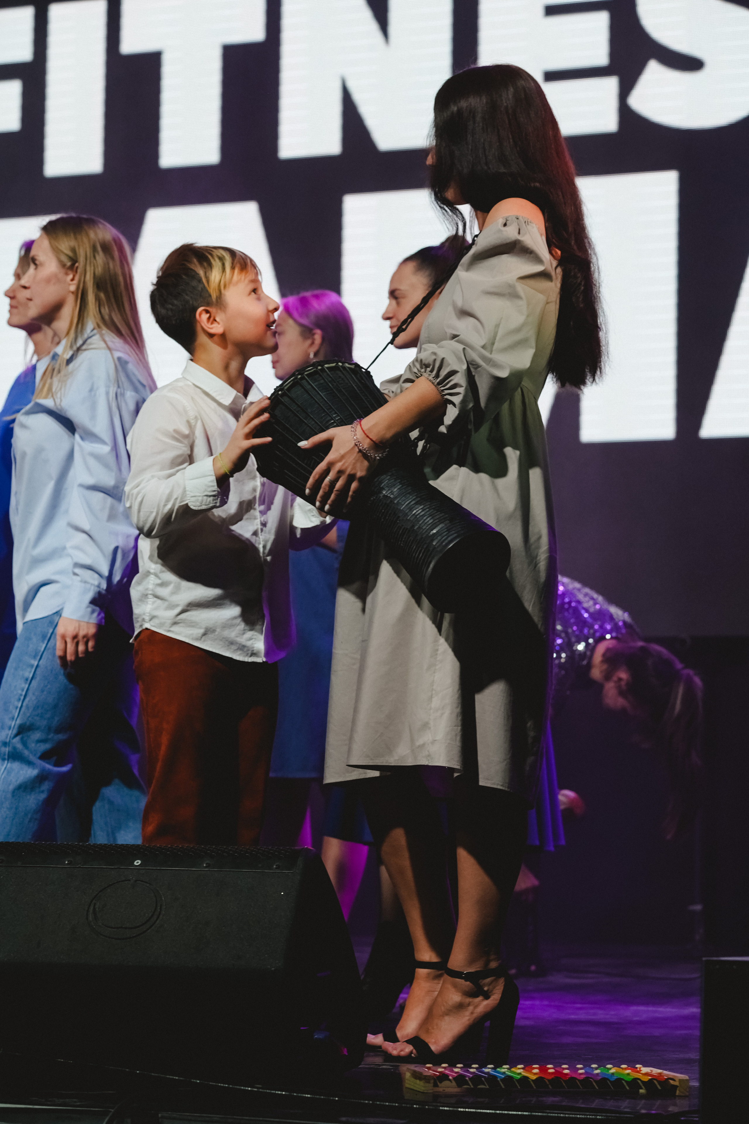 Шоу «Мама — я пришел! ». Фотограф в детский сад в Екатеринбурге, выпускные альбомы Юлия Умерова