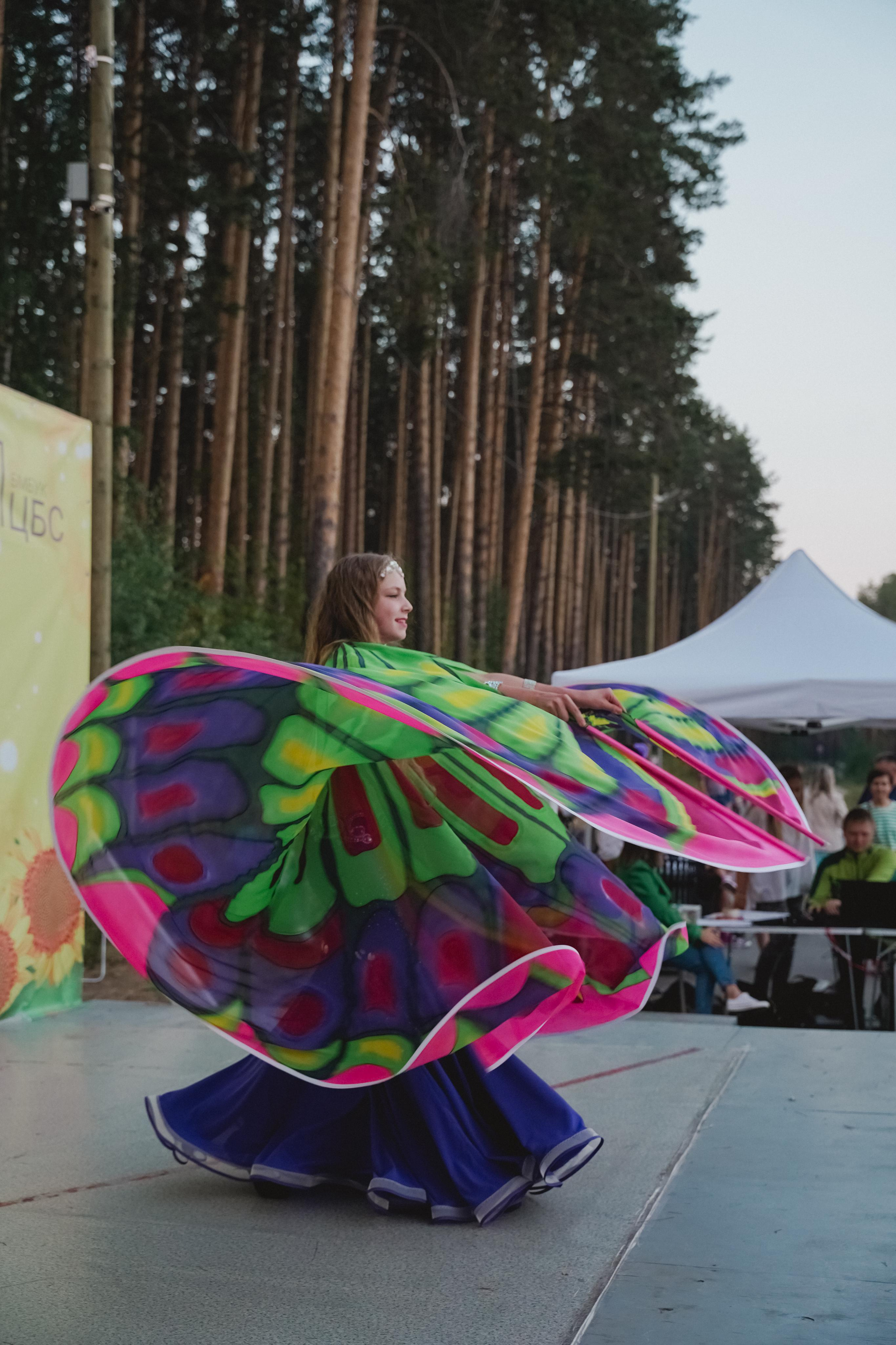 Танцы на тропе. Фотограф в детский сад в Екатеринбурге, выпускные альбомы Юлия Умерова