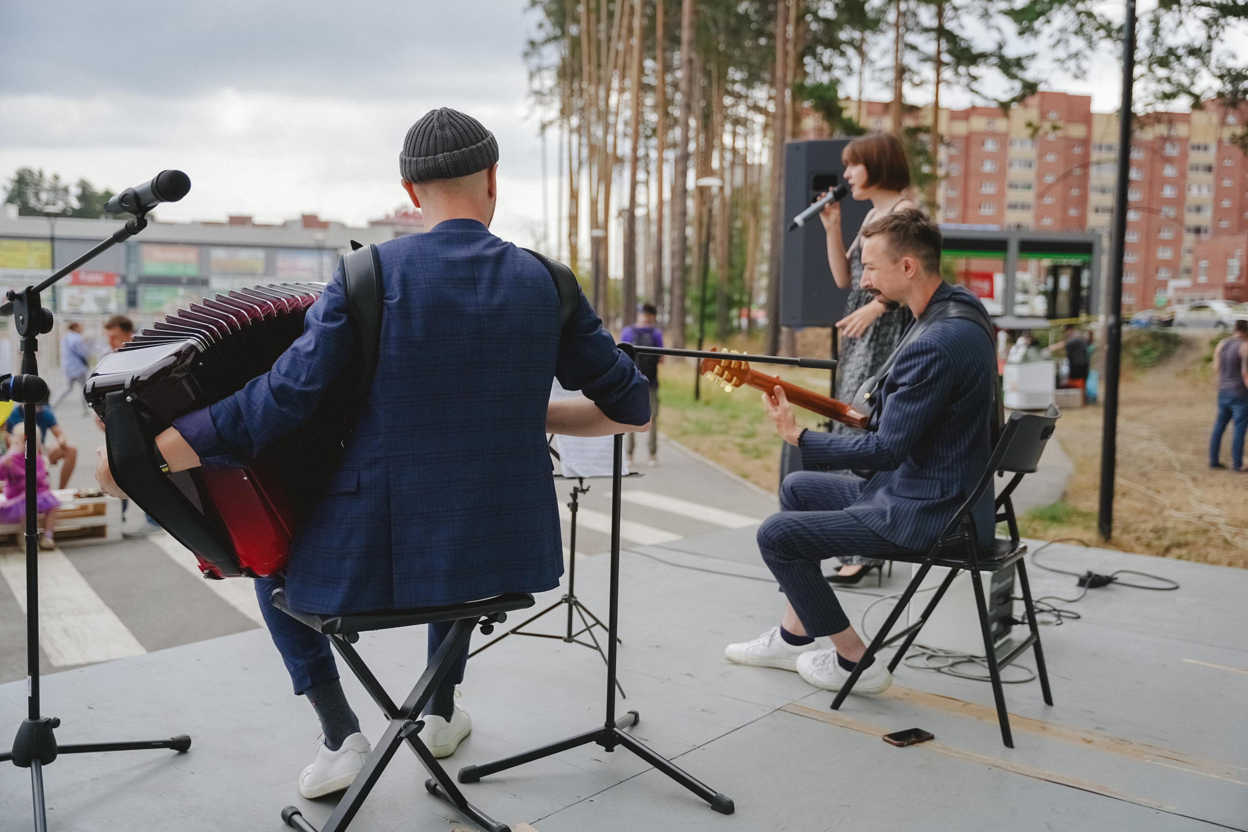 Литературная коллаборация «ДУХ». Фотограф в детский сад в Екатеринбурге, выпускные альбомы Юлия Умерова