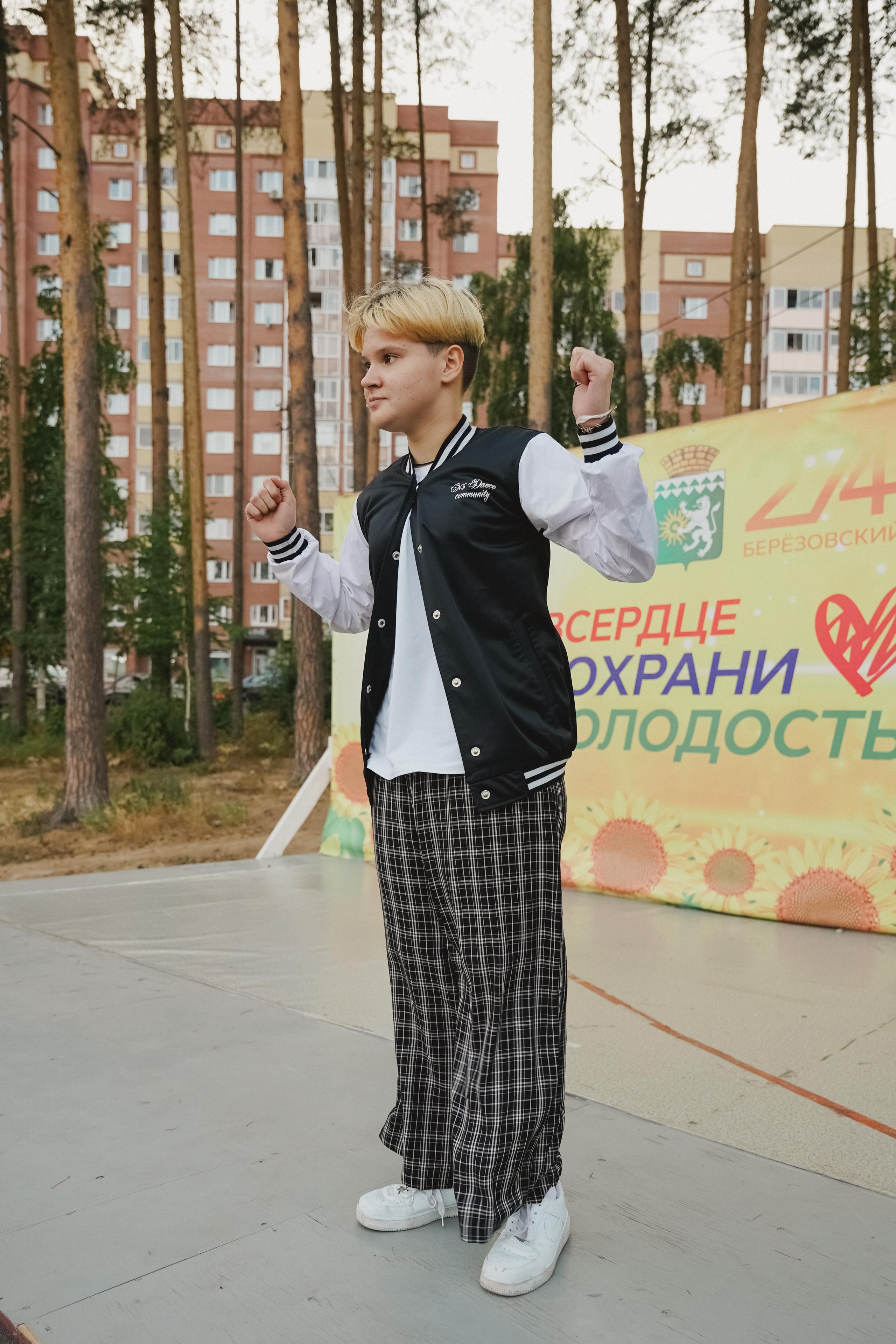 Танцы на тропе. Фотограф в детский сад в Екатеринбурге, выпускные альбомы Юлия Умерова