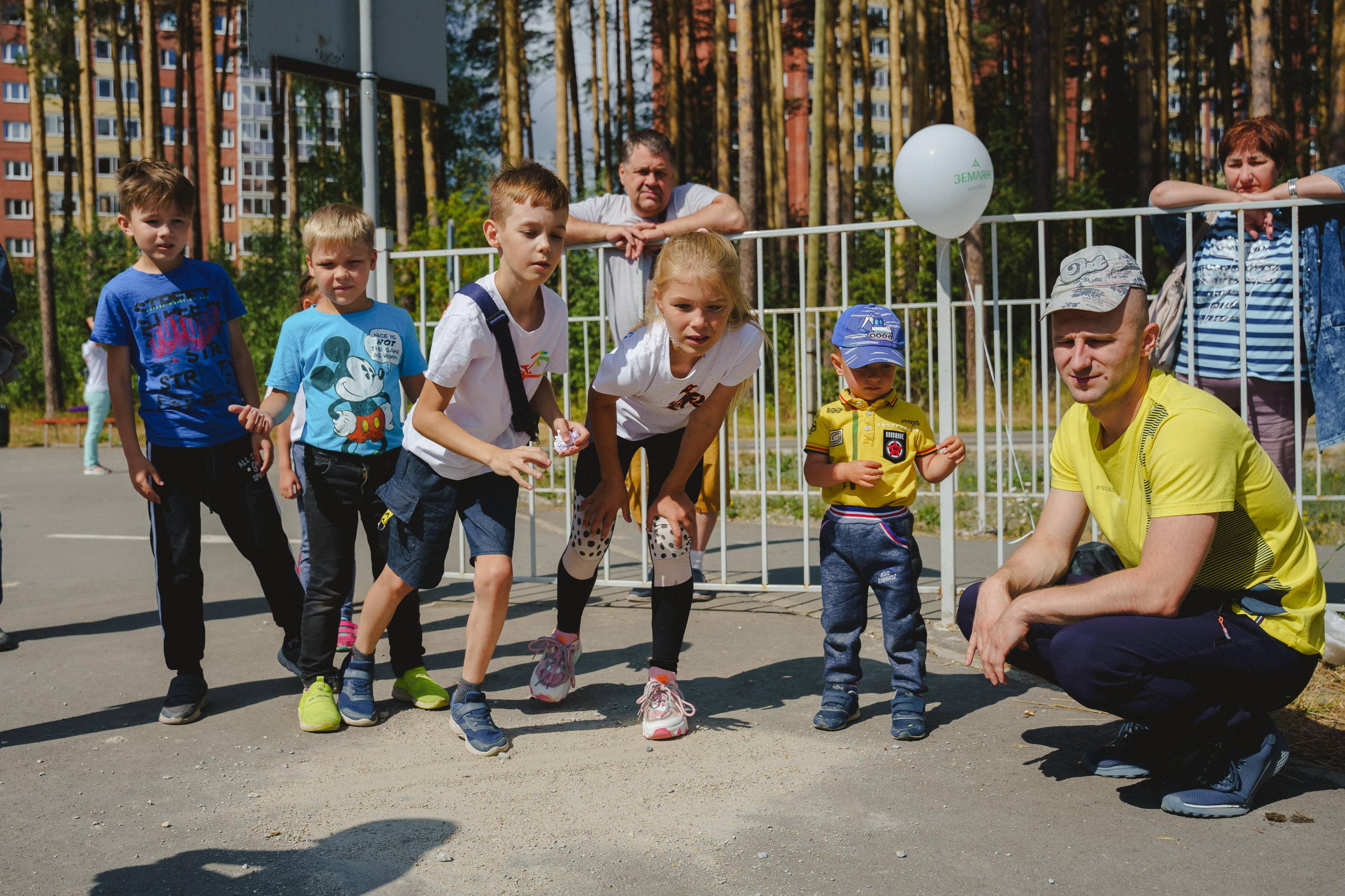 Фотосъемка веселых стартов от компании «Земляне». Фотограф в детский сад в Екатеринбурге, выпускные альбомы Юлия Умерова