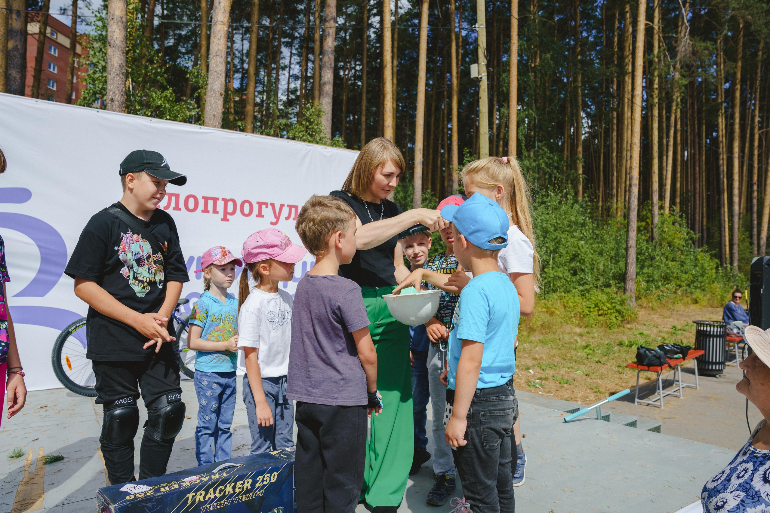 Фотосъемка веселых стартов от компании «Земляне». Фотограф в детский сад в Екатеринбурге, выпускные альбомы Юлия Умерова