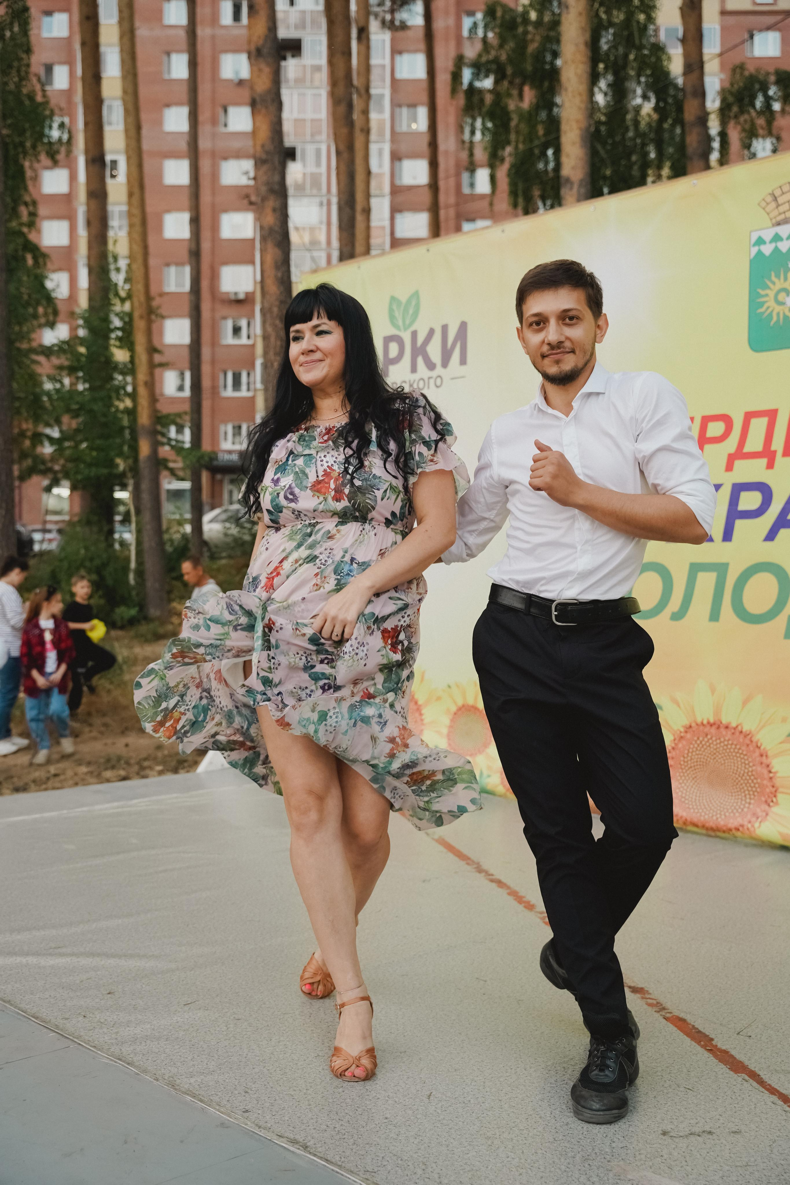 Танцы на тропе. Фотограф в детский сад в Екатеринбурге, выпускные альбомы Юлия Умерова