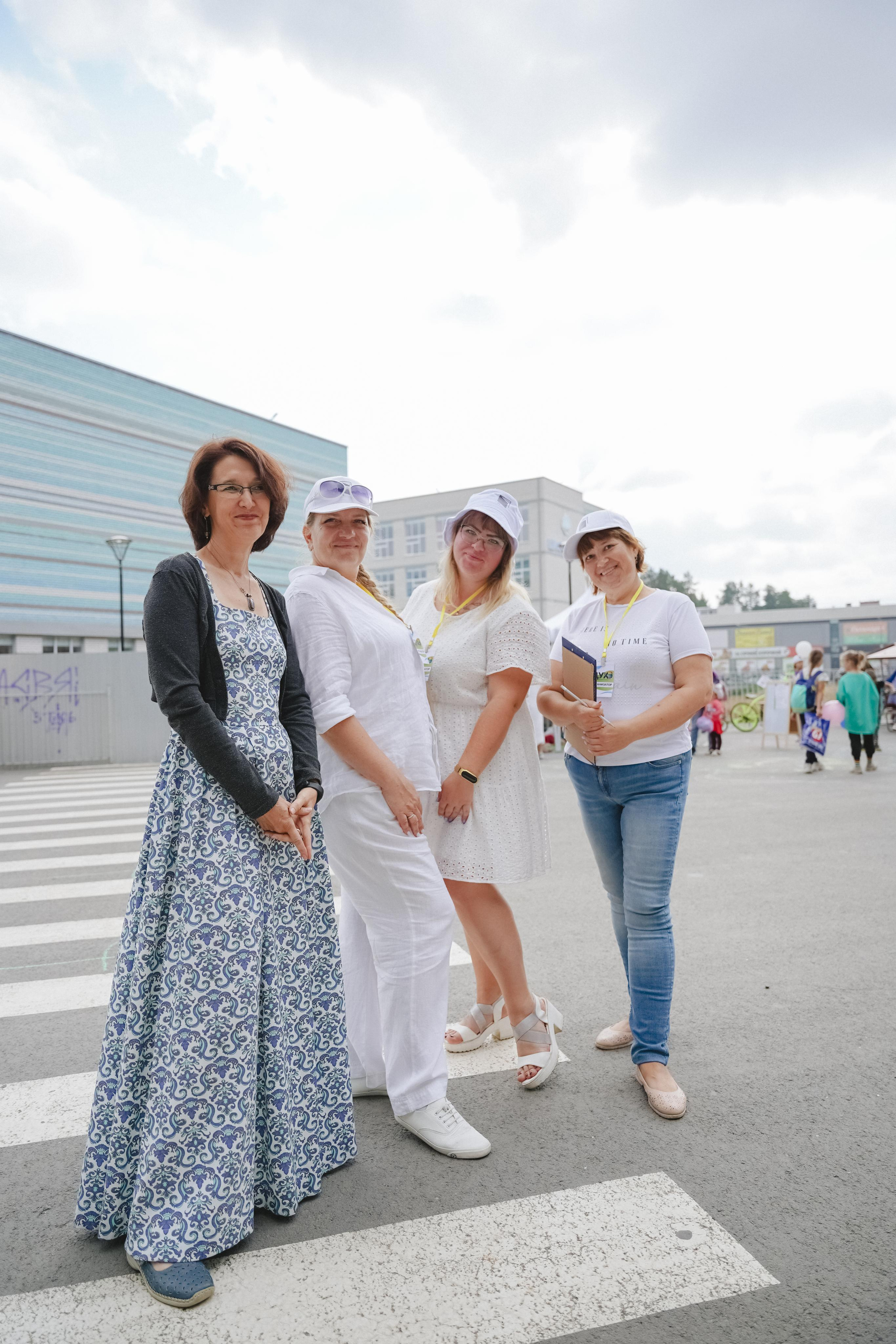 Литературная коллаборация «ДУХ». Фотограф в детский сад в Екатеринбурге, выпускные альбомы Юлия Умерова