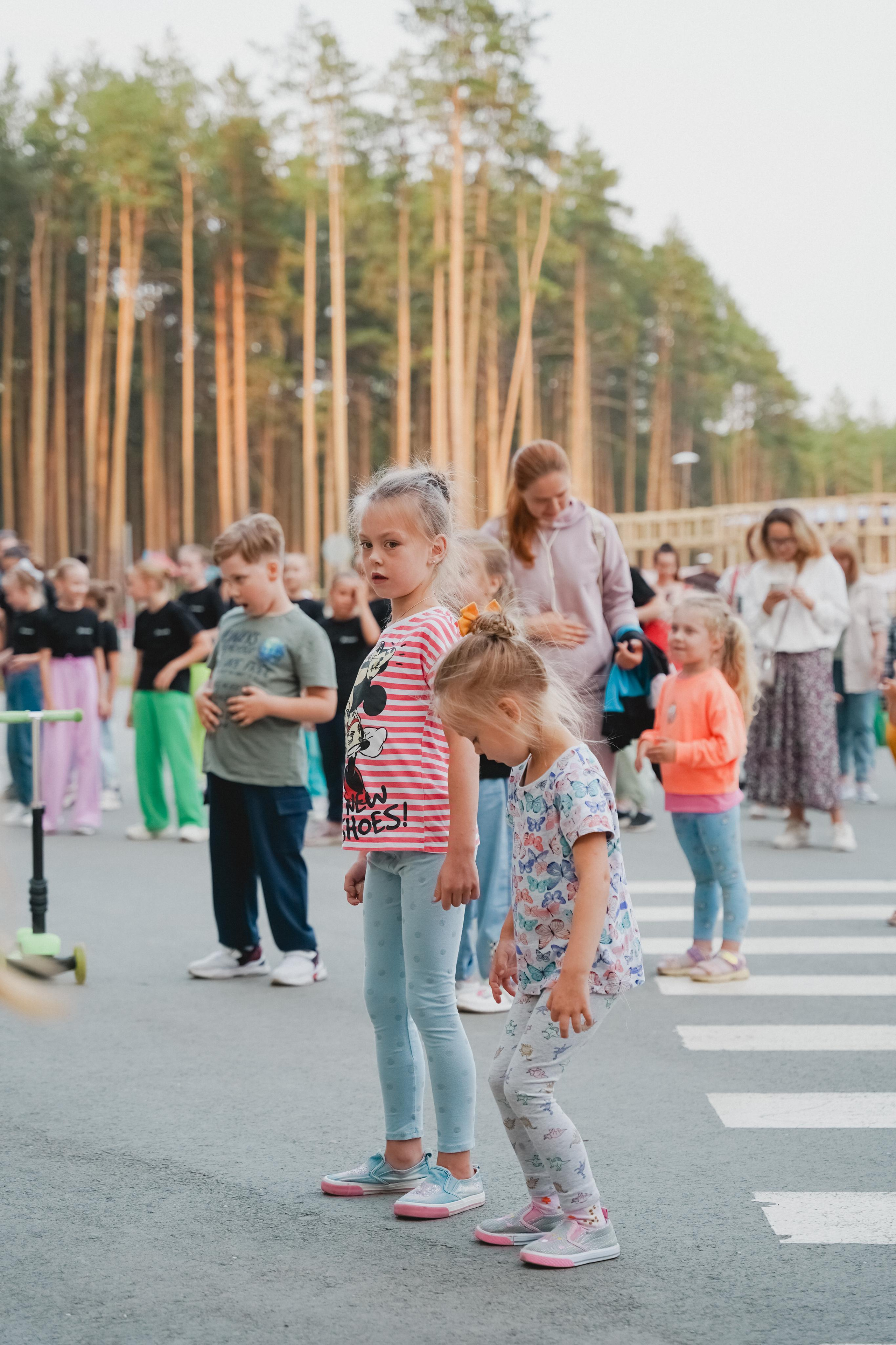 Танцы на тропе. Фотограф в детский сад в Екатеринбурге, выпускные альбомы Юлия Умерова