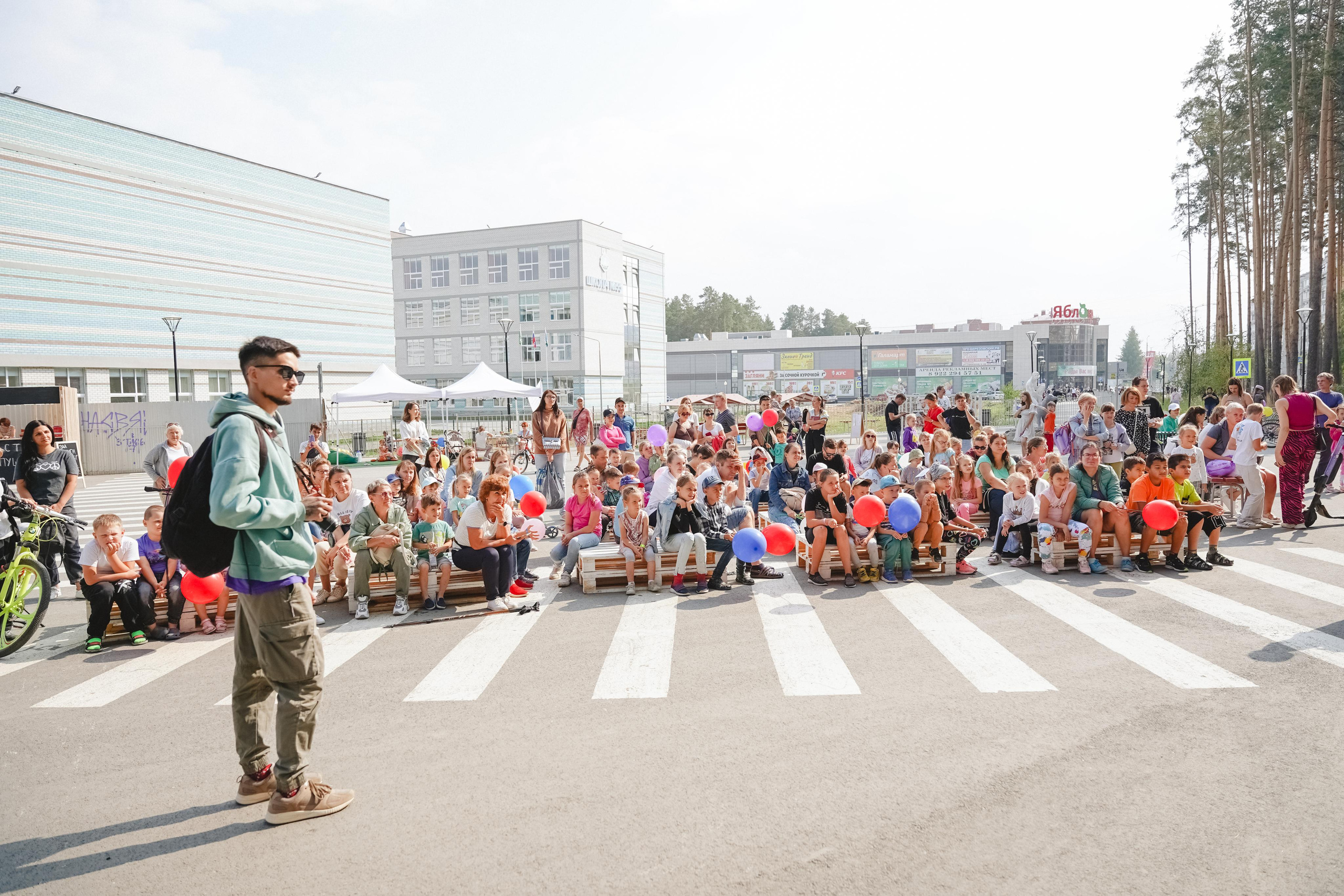 Литературная коллаборация «ДУХ». Фотограф в детский сад в Екатеринбурге, выпускные альбомы Юлия Умерова