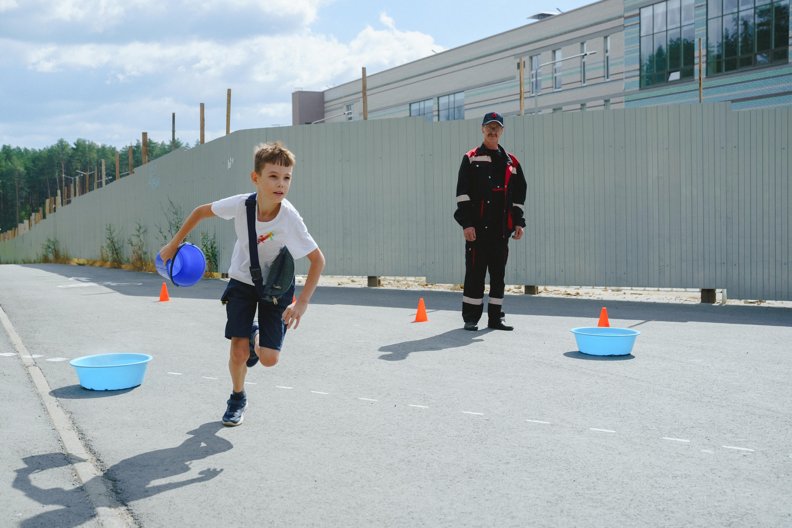 Фотосъемка веселых стартов от компании «Земляне». Фотограф в детский сад в Екатеринбурге, выпускные альбомы Юлия Умерова