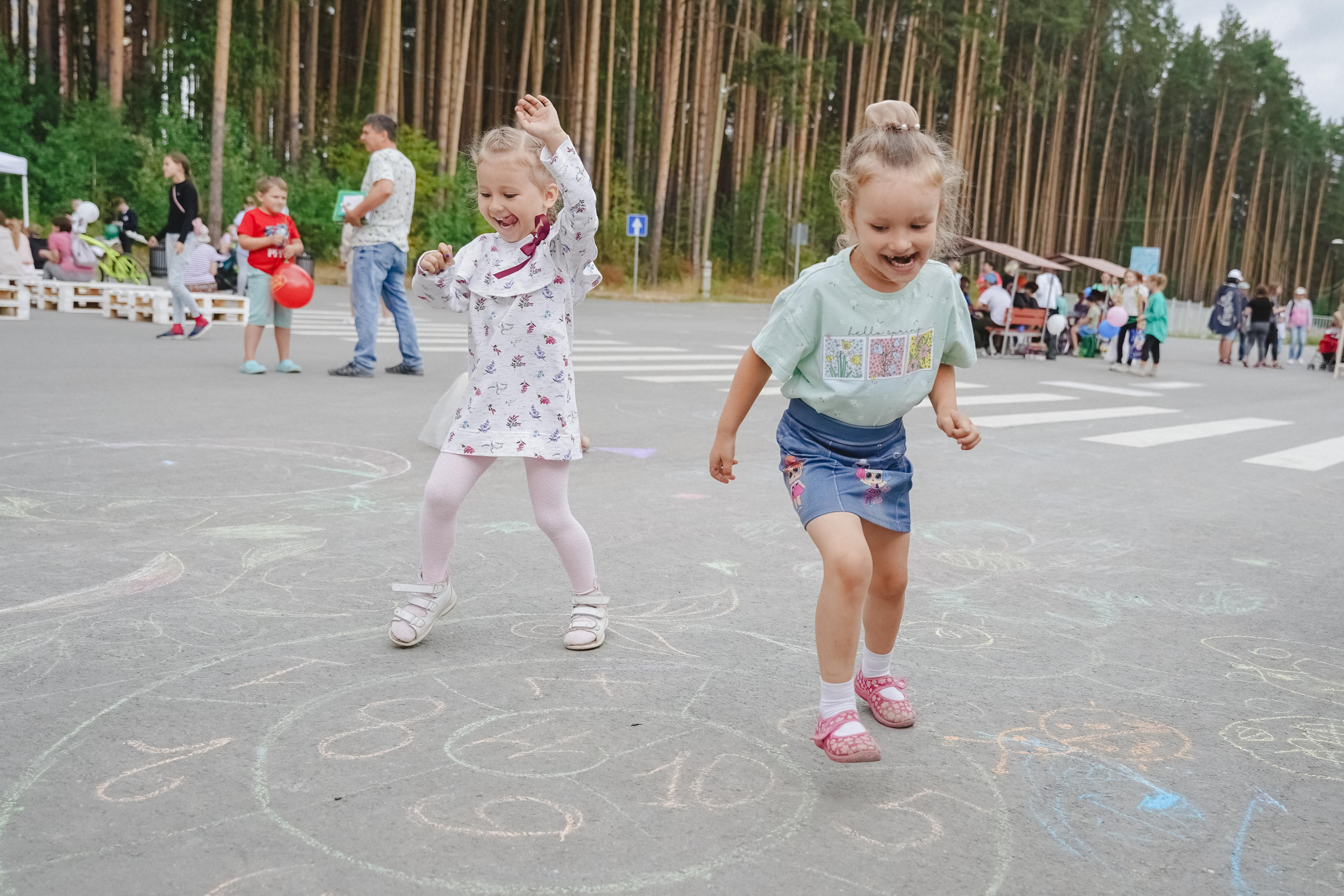 Литературная коллаборация «ДУХ». Фотограф в детский сад в Екатеринбурге, выпускные альбомы Юлия Умерова