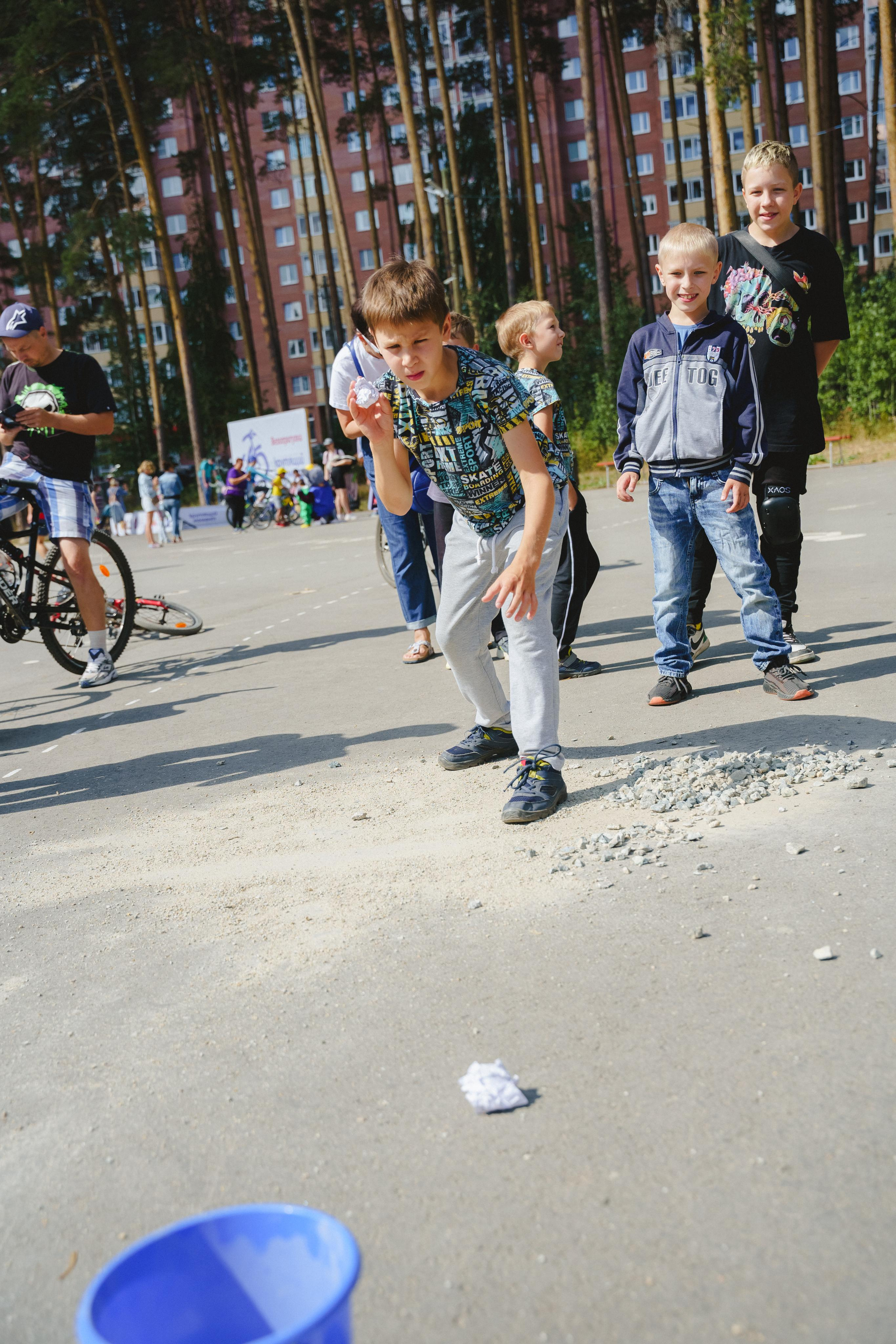 Фотосъемка веселых стартов от компании «Земляне». Фотограф в детский сад в Екатеринбурге, выпускные альбомы Юлия Умерова