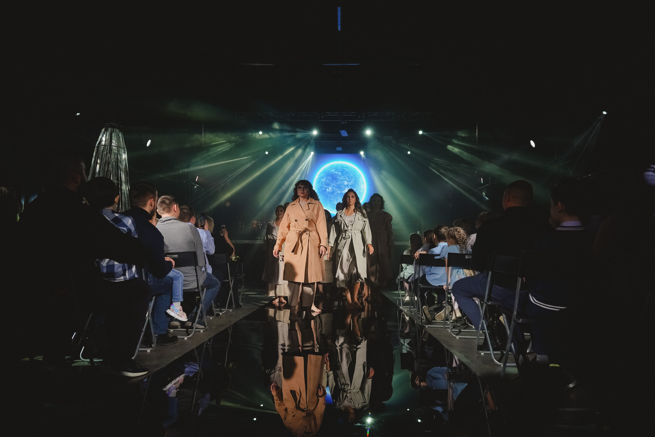 Шоу «Мама — я пришел! ». Фотограф в детский сад в Екатеринбурге, выпускные альбомы Юлия Умерова