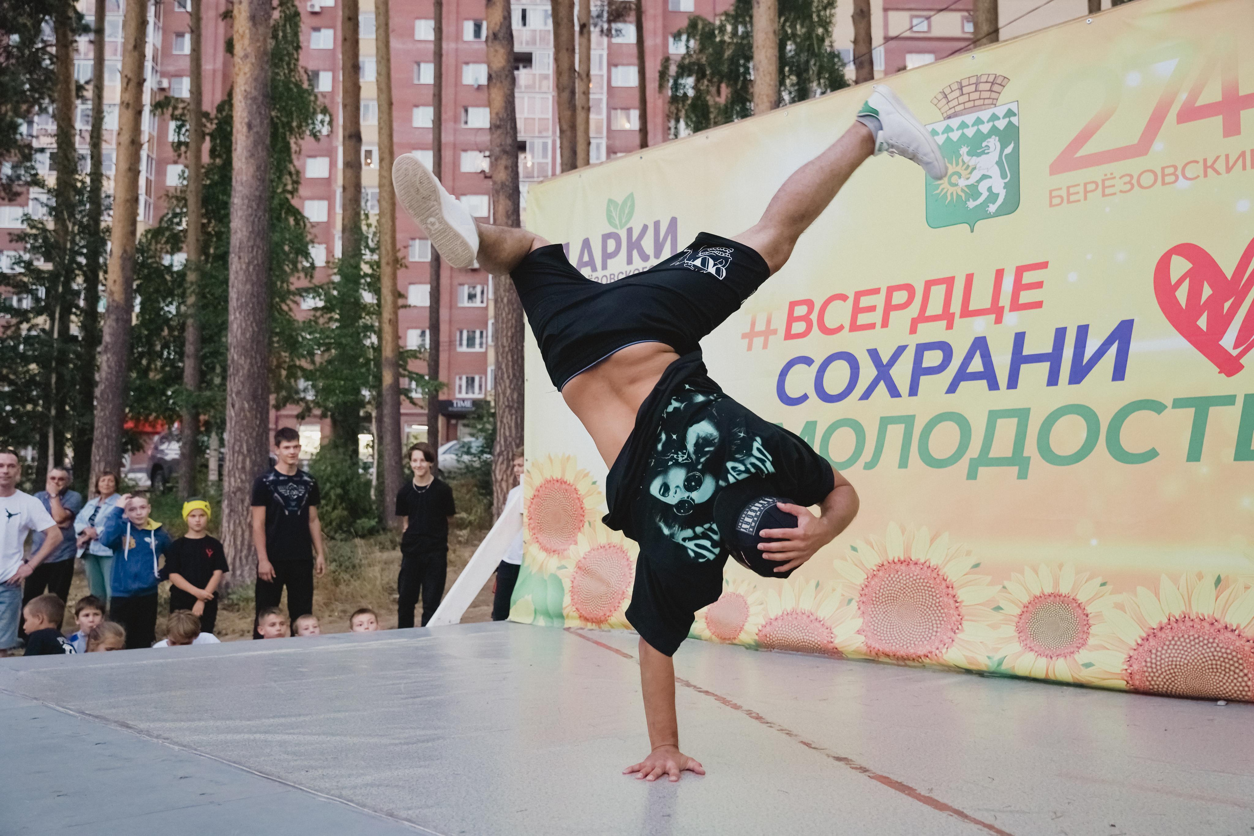 Танцы на тропе. Фотограф в детский сад в Екатеринбурге, выпускные альбомы Юлия Умерова