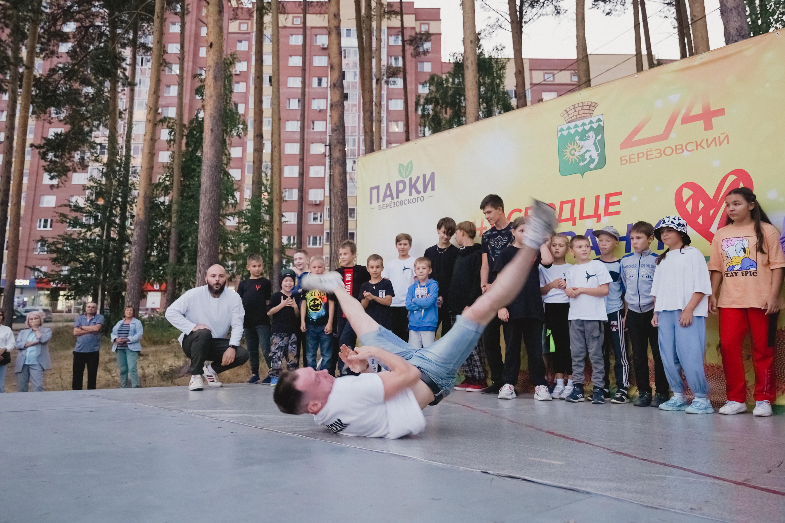 Танцы на тропе. Фотограф в детский сад в Екатеринбурге, выпускные альбомы Юлия Умерова