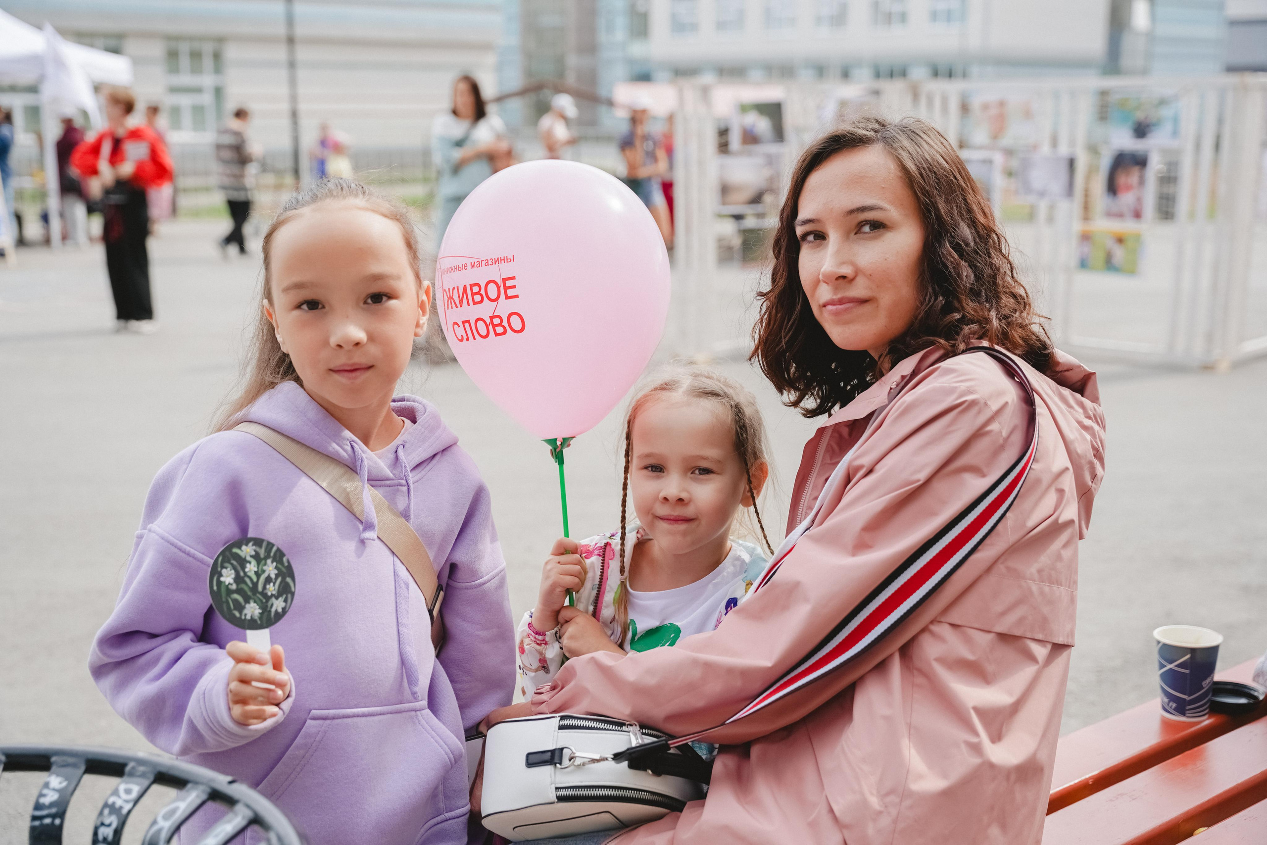 Литературная коллаборация «ДУХ». Фотограф в детский сад в Екатеринбурге, выпускные альбомы Юлия Умерова