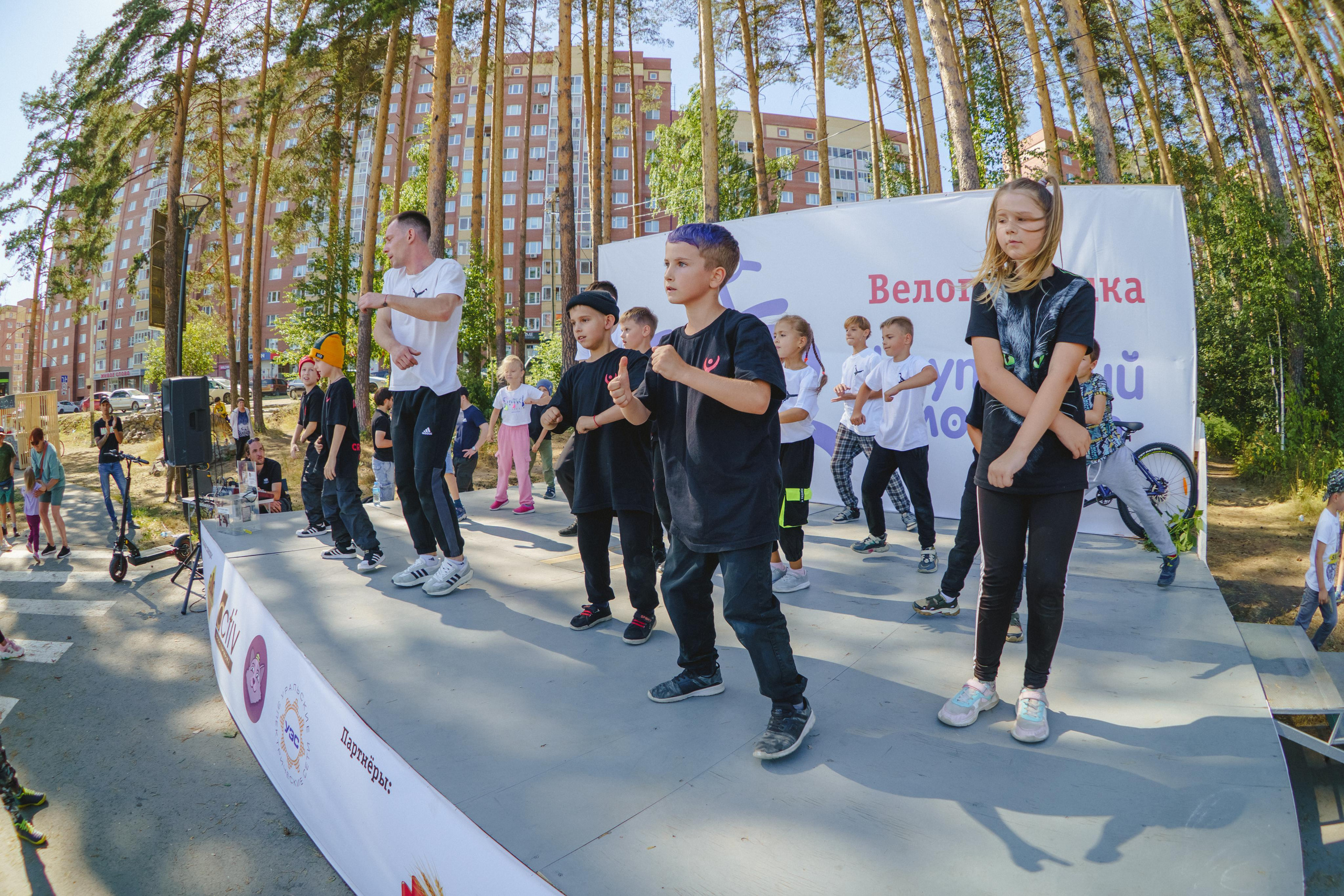 Мастер-классы школы танцев «Crystal». Фотограф в детский сад в Екатеринбурге, выпускные альбомы Юлия Умерова